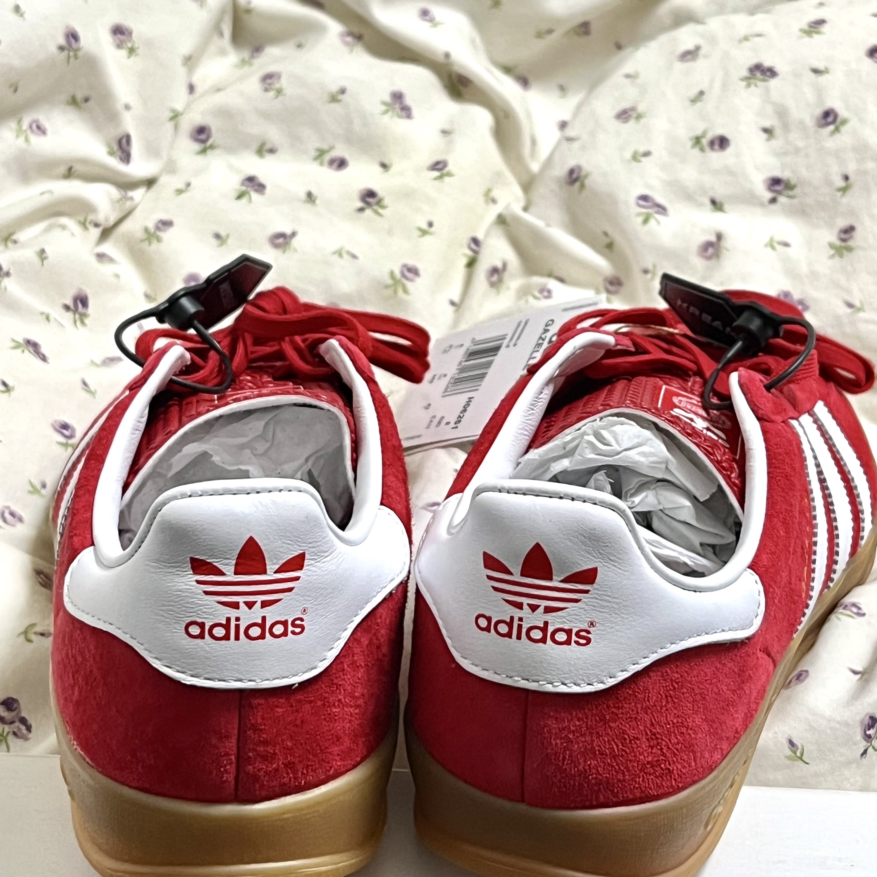 Adidas Gazelle Indoor Scarlet 착용 스타일 - 4