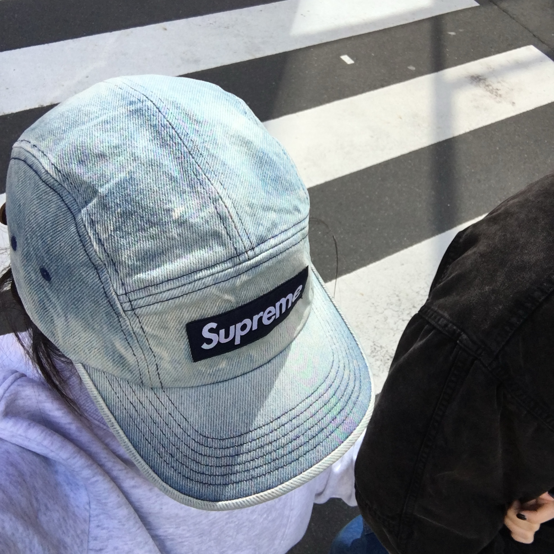Supreme Washed Chino Twill Camp Cap Dirty Indigo - 24SS, Adidas Samba OG Black White Gum 착용 스타일 - 2