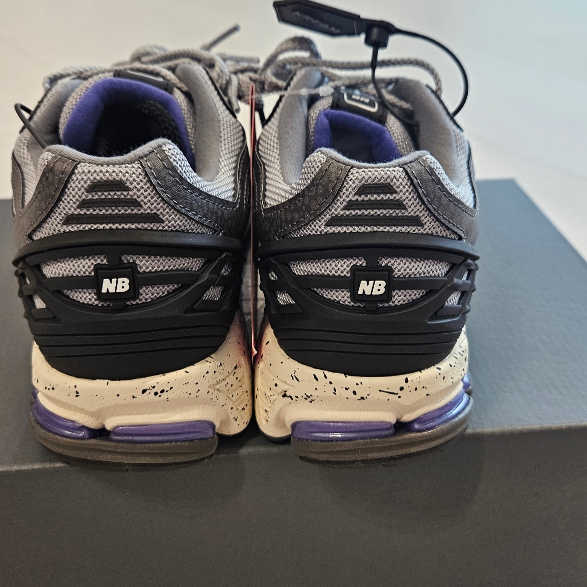 New Balance x Atmos 1906R Tokyo Dimension 착용 스타일 - 2