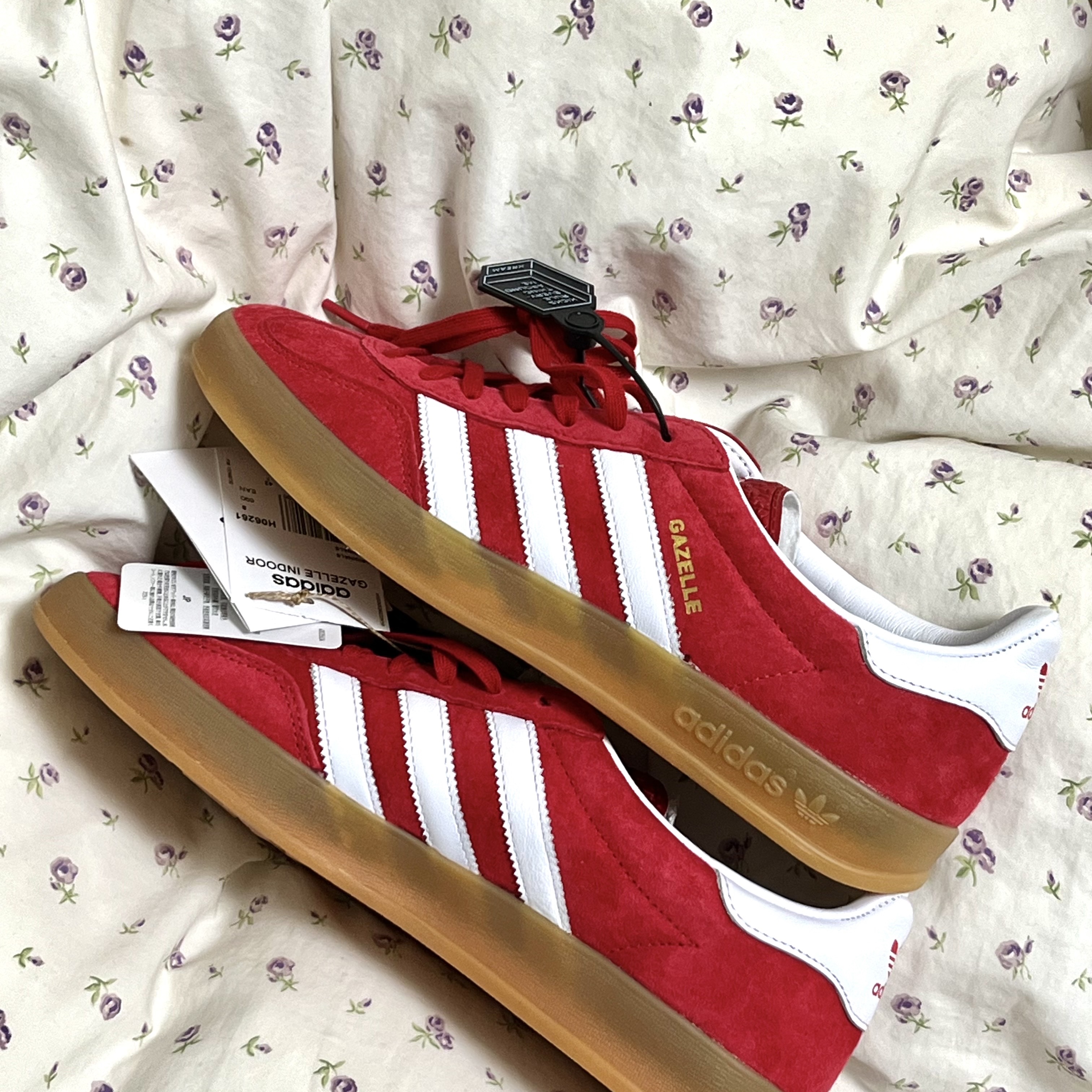 Adidas Gazelle Indoor Scarlet 착용 스타일 - 2