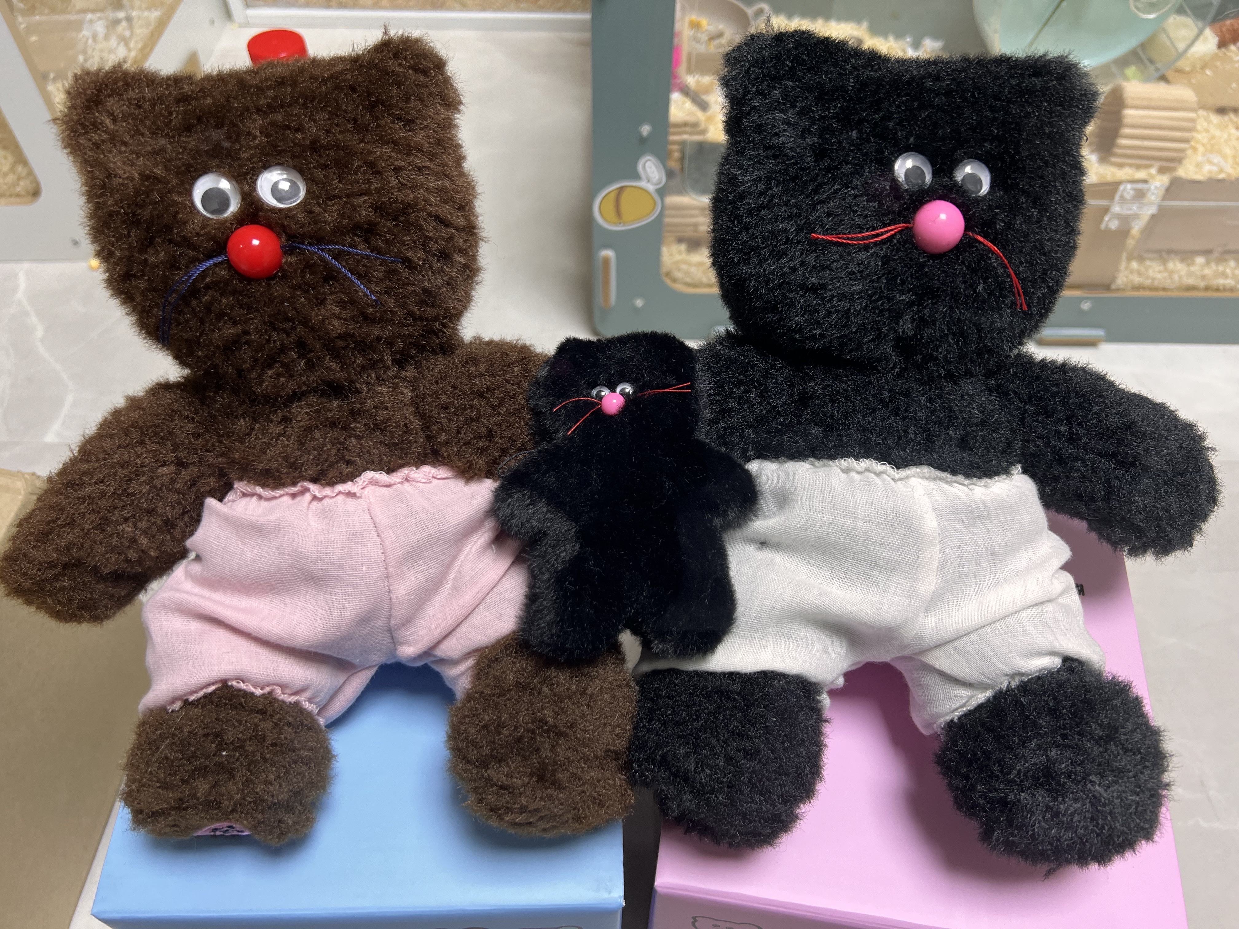 Monamhee Pretty Big Bred Brown, Monamhee Pretty Big Beulpingi Black 착용 스타일 - 1