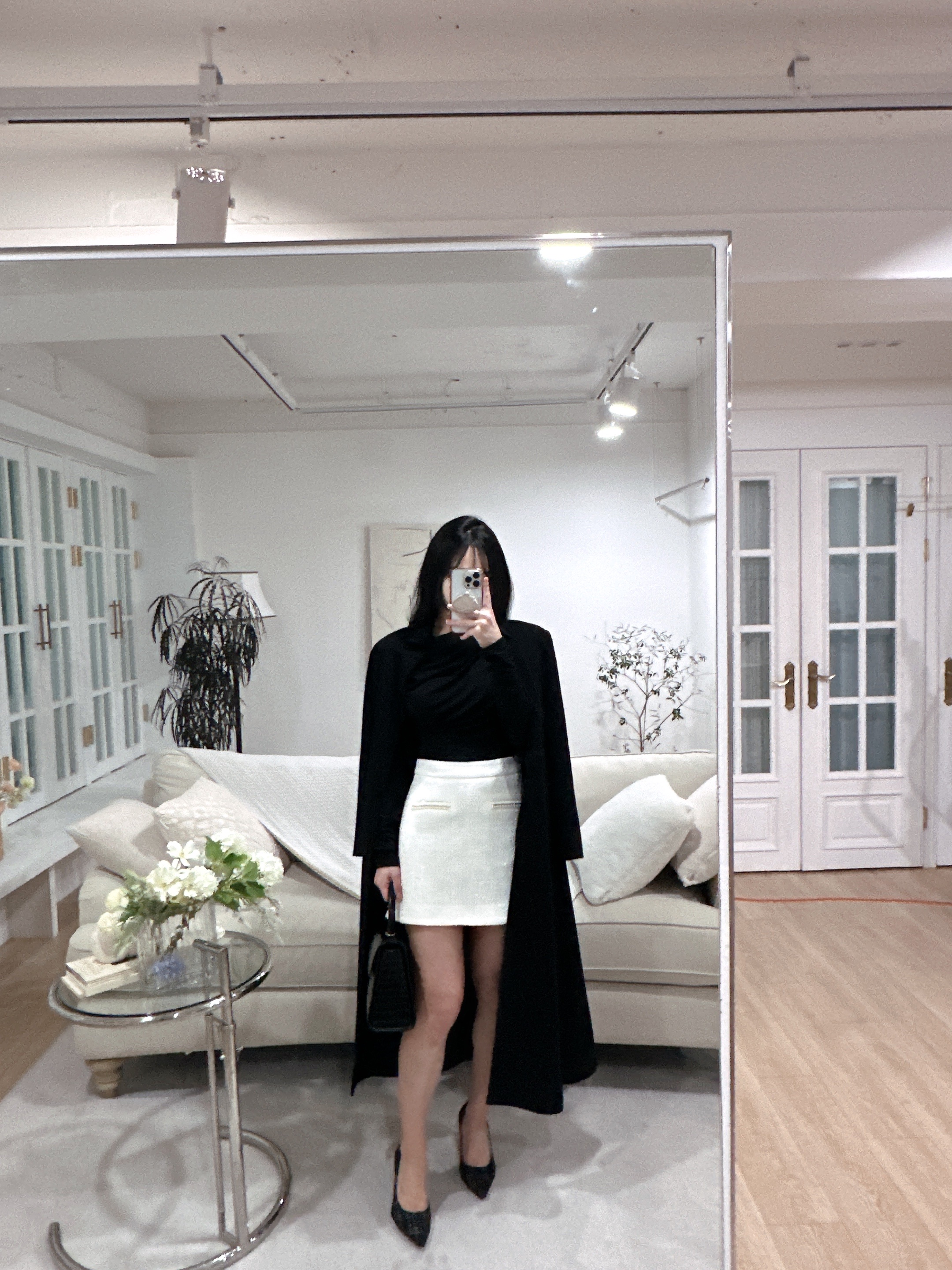 classic is the best🖤님의 스타일 - 3