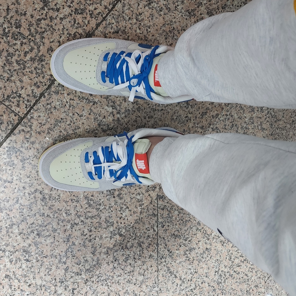 Nike x Undefeated Air Force 1 Low SP 5 On It 착용 스타일 - 1