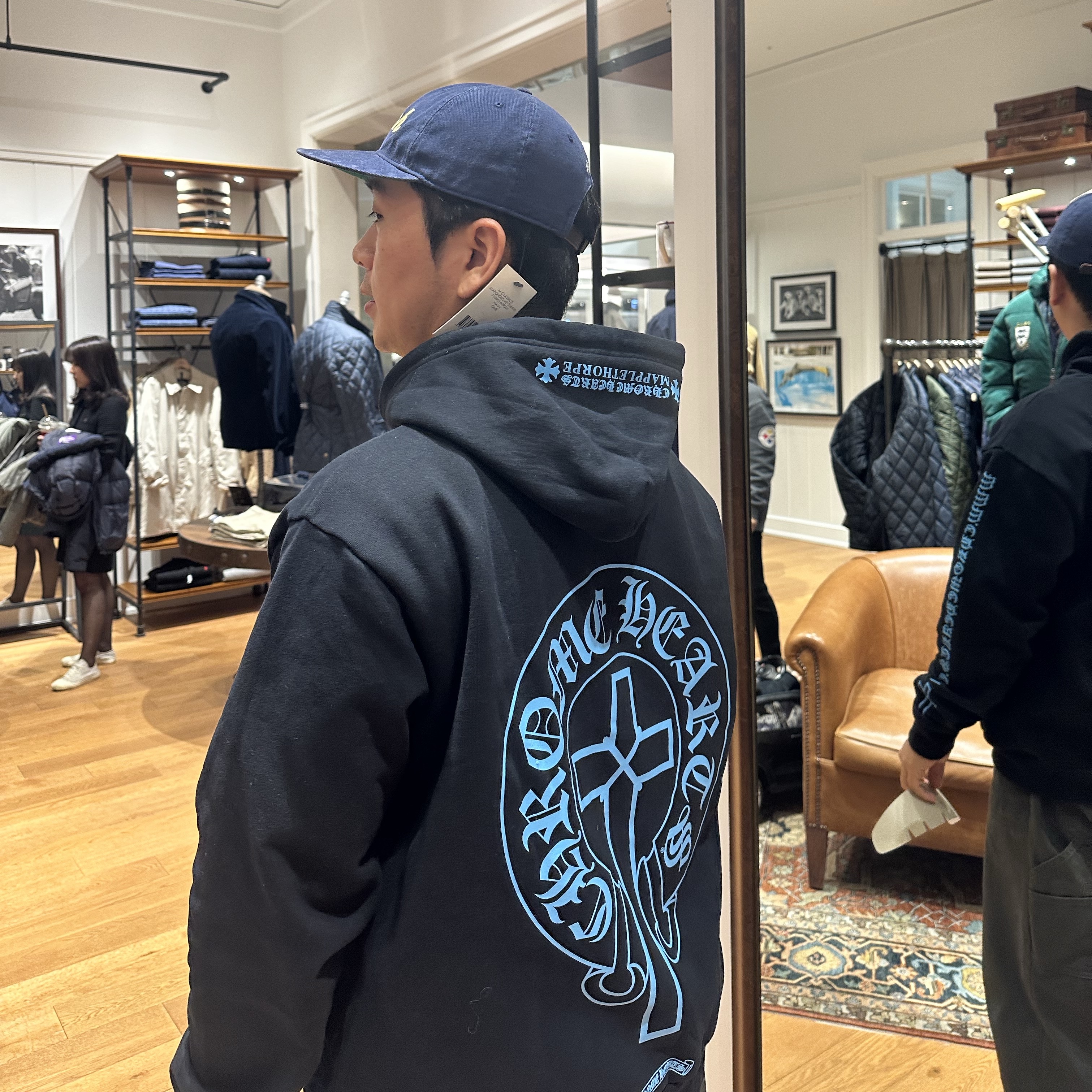 Chrome Hearts Mapplethorpe Fleece Hoodie Black 착용 스타일 - 2
