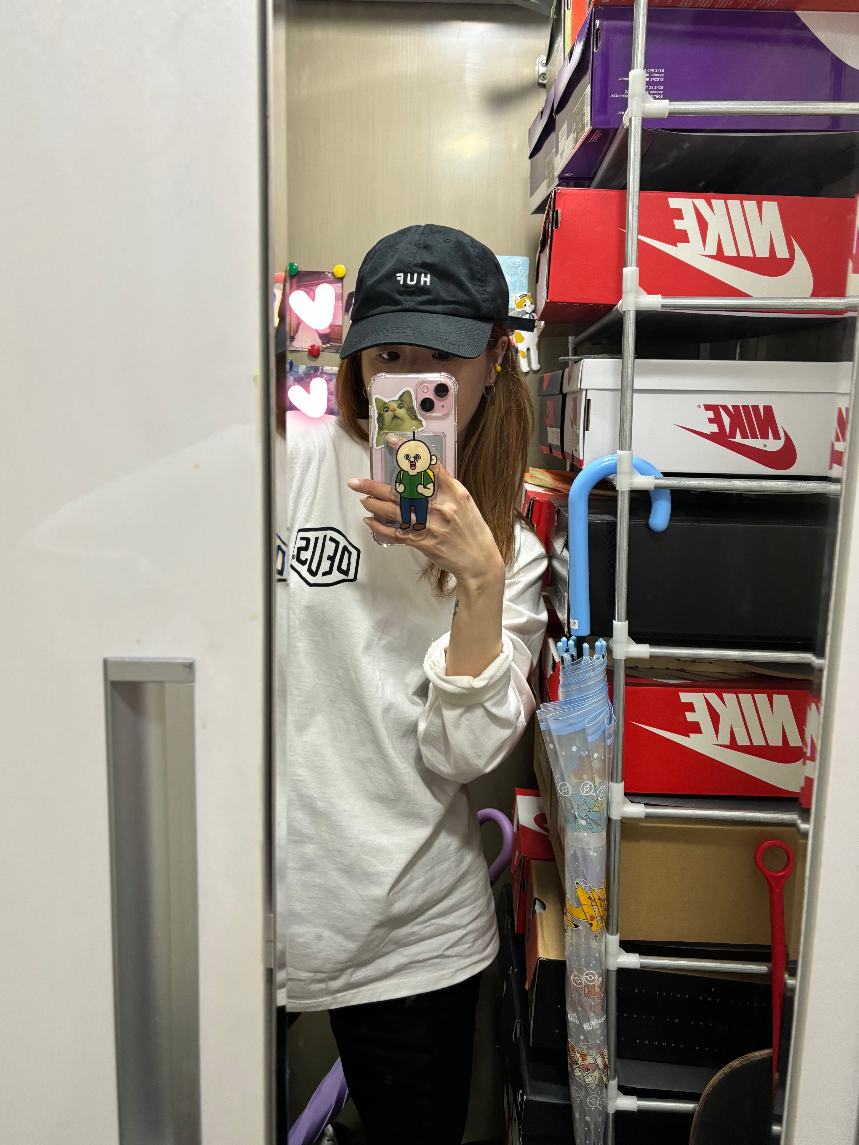 Deus Ex Machina Seoul College Long Sleeve T-Shirt White 착용 스타일 - 1
