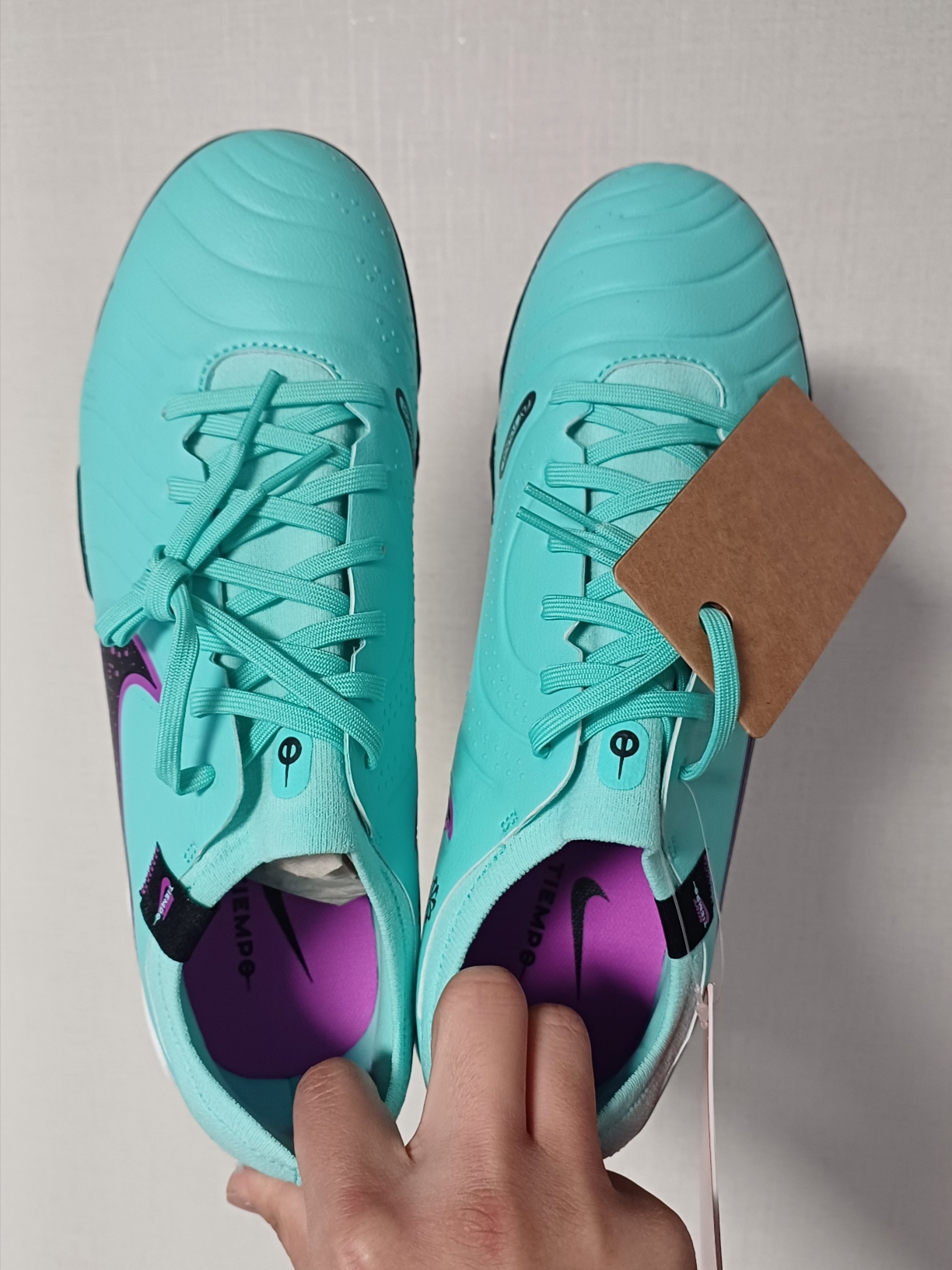 Nike Tiempo Legend 10 Pro TF Hyper Turquoise 착용 스타일 - 2