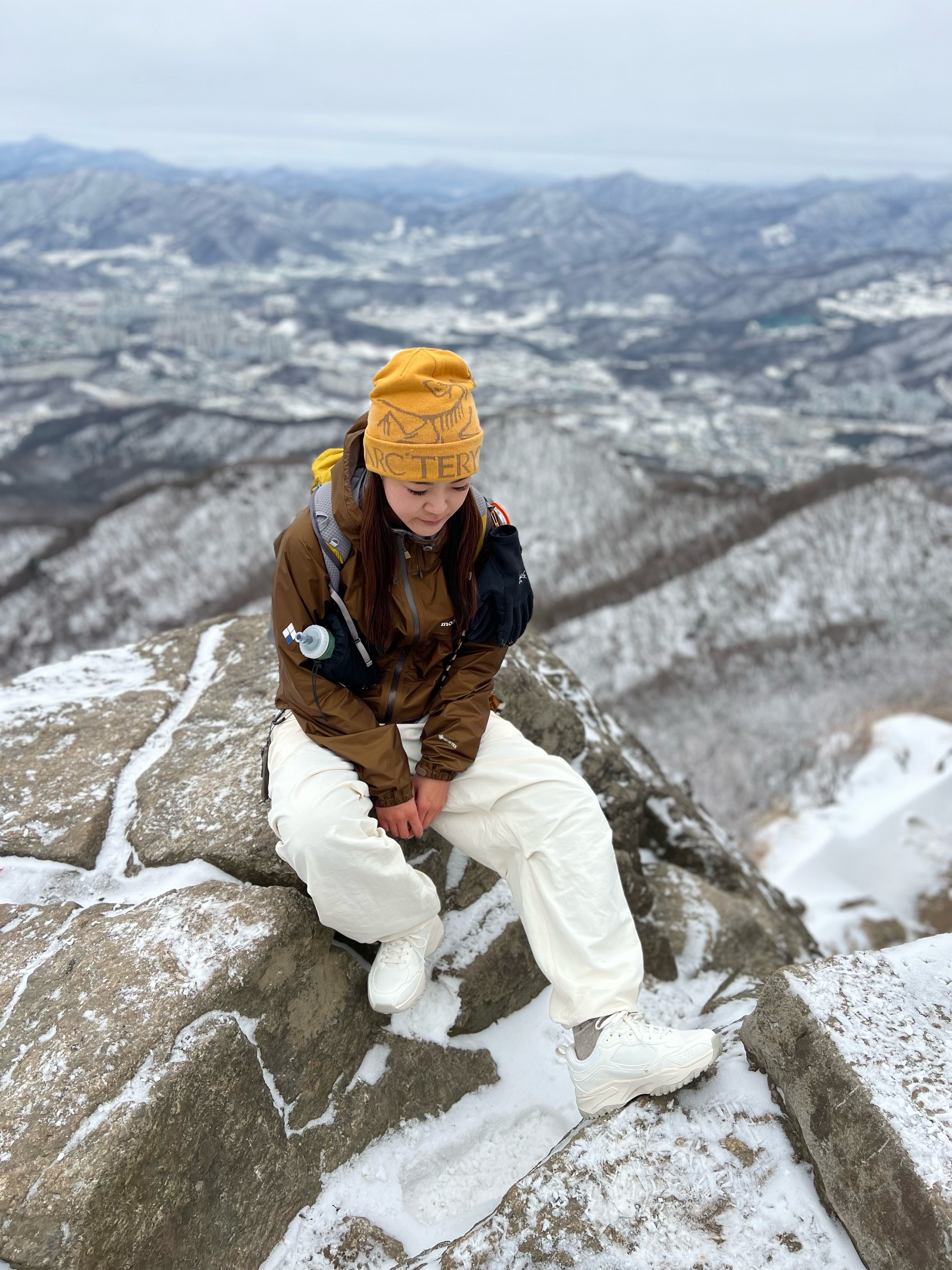 Arc'teryx Bird Word Toque Yukon 착용 스타일 - 3
