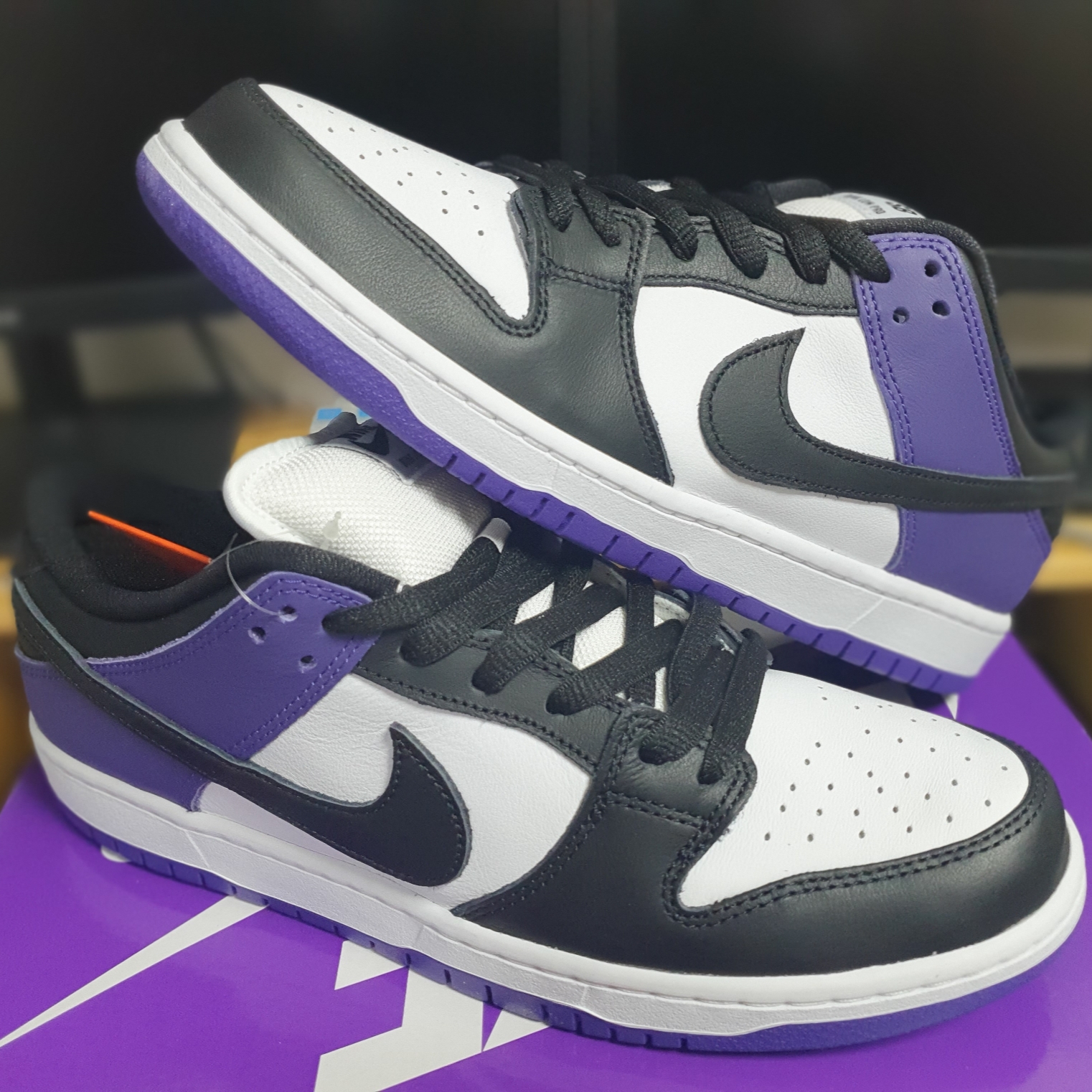 Nike SB Dunk Low Pro Court Purple 착용 스타일 - 1