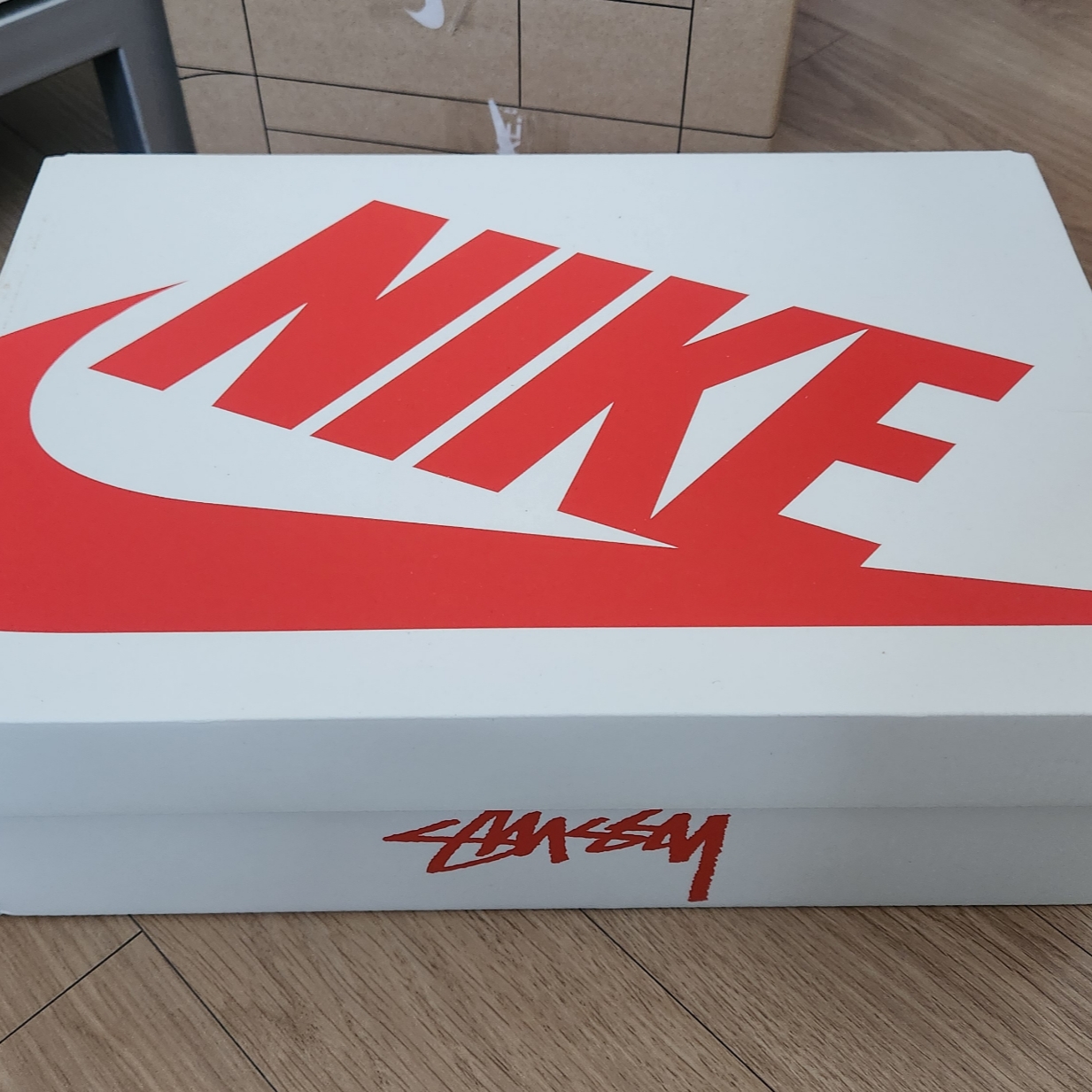 Nike x Stussy Air Flight 89 Low White and Pecan 착용 스타일 - 1