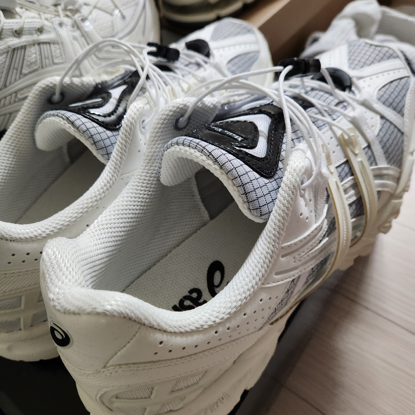 (W) Asics x Matin Kim Gel-Sonoma 15-50 Glacier Grey White 착용 스타일