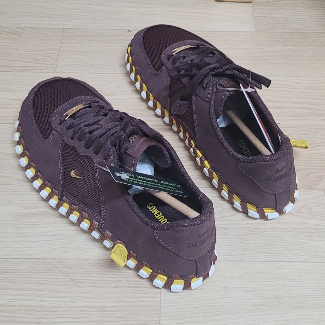 Nike x Jacquemus J Force 1 Low LX SP Earth 착용 스타일 - 2