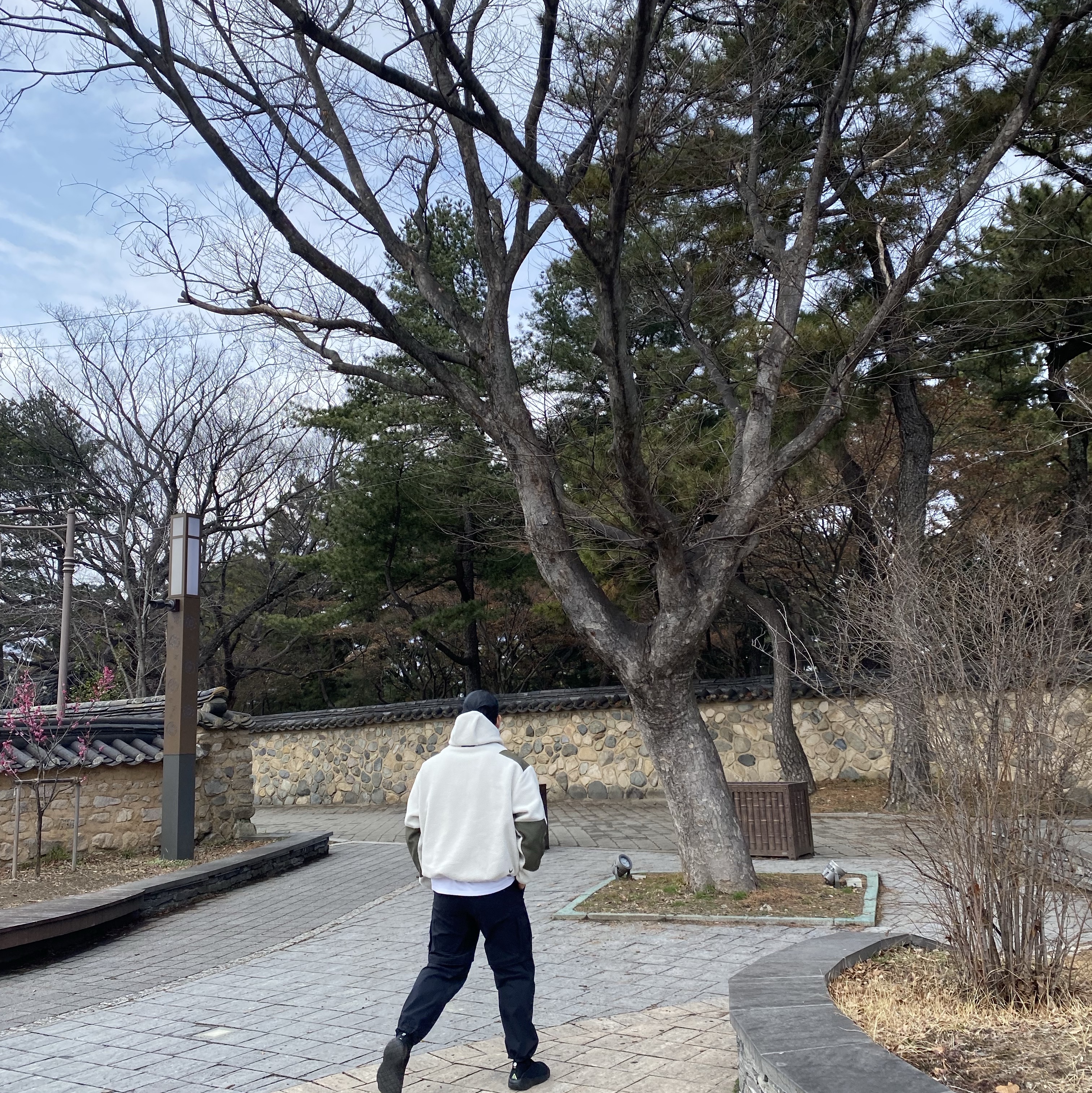 Nike ACG Trail Cap Black, Nike ACG Balaclava Retro Fleece Pullover Light Bone Cargo Khaki - Asia 착용 스타일 - 3