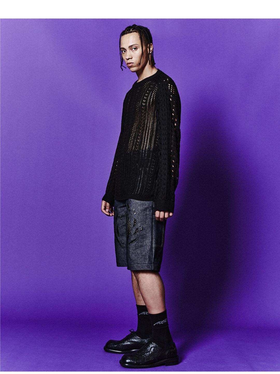 [KREAM 단독] ADSB Andersson Bell Rodri Crew-Neck Sweater Black 착용 스타일 - 4