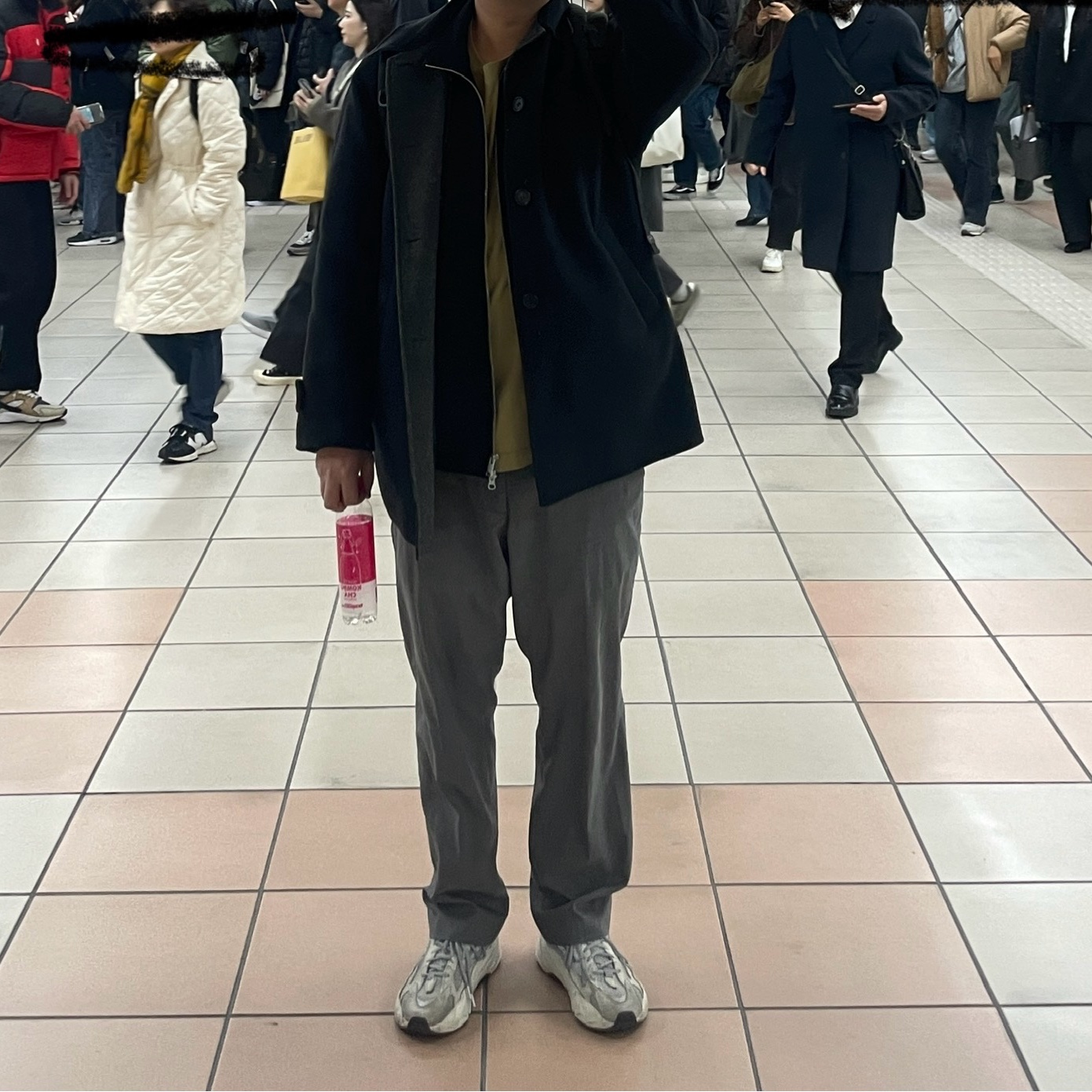 Adidas Yeezy Boost 700 V2 Static 2022 착용 스타일