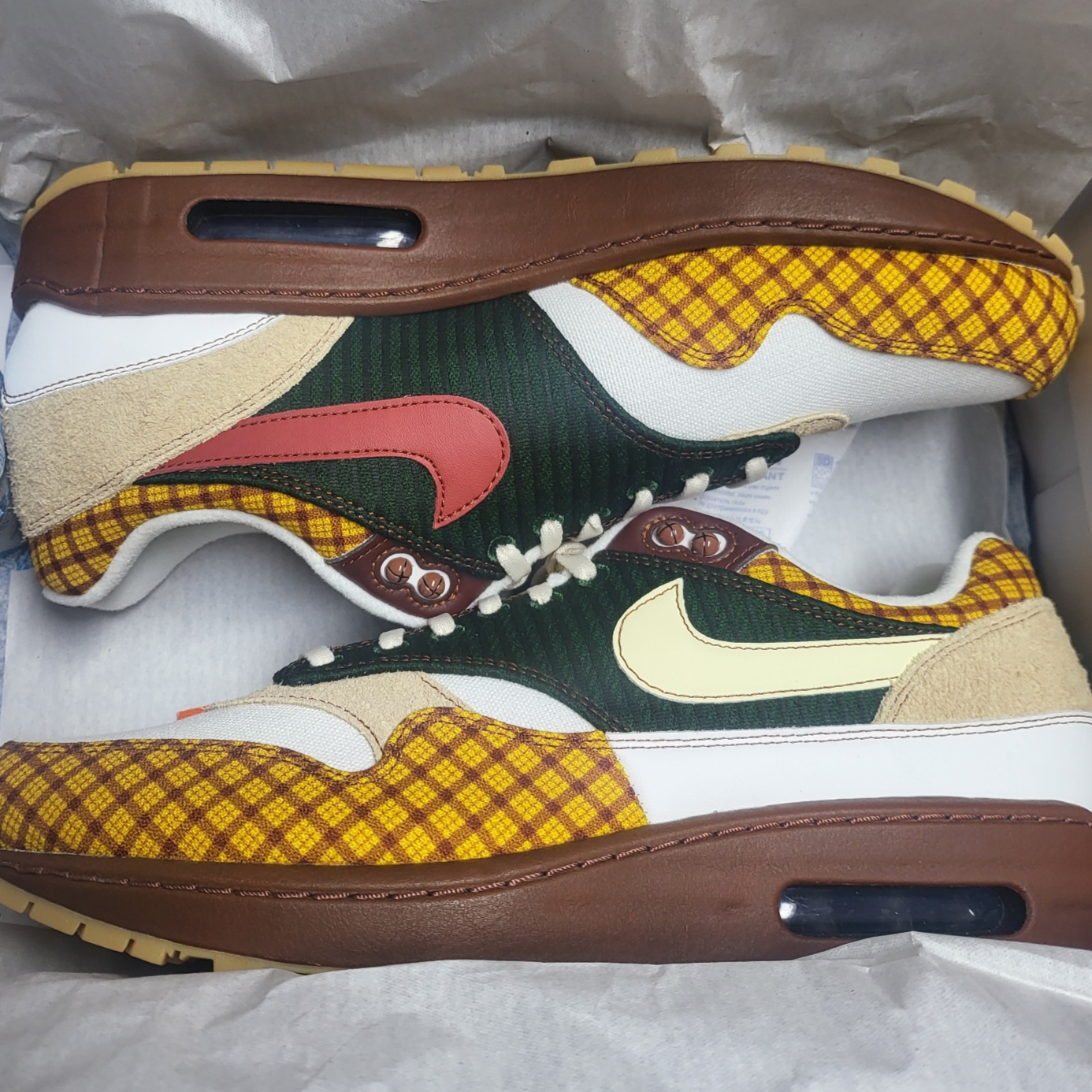 Nike Air Max 1 Susan Missing Link 착용 스타일