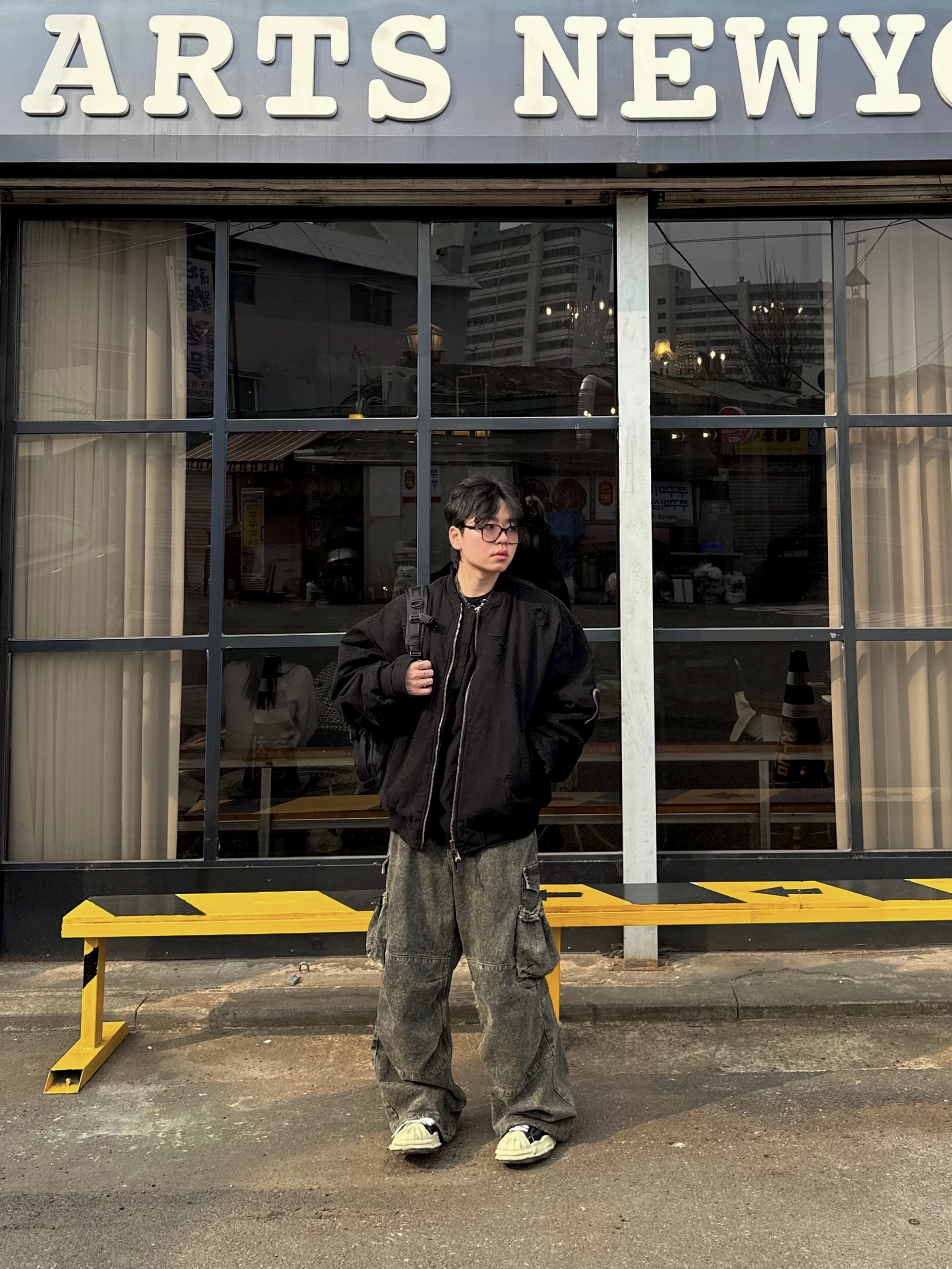 Undermycar Dtrange Dead Starange Destroyed Bomber Obsidian - 23SS, Maison Mihara Yasuhiro Peterson VL OG Sole Canvas Low-top Sneakers Black 착용 스타일 - 1