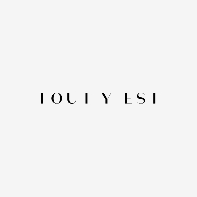 투티에(Tout Y Est)