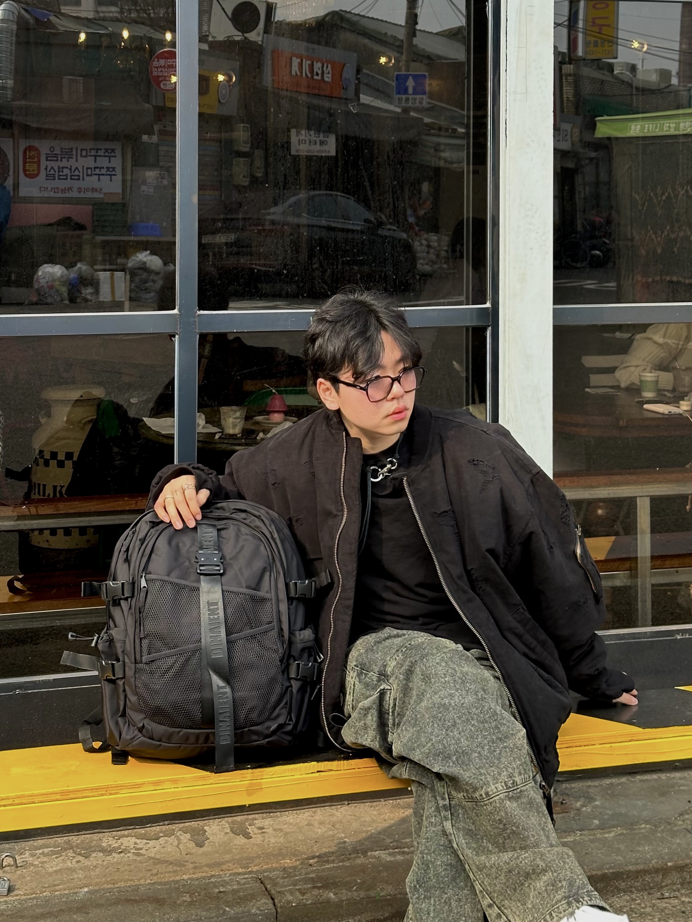 Undermycar Dtrange Dead Starange Destroyed Bomber Obsidian - 23SS, Maison Mihara Yasuhiro Peterson VL OG Sole Canvas Low-top Sneakers Black 착용 스타일 - 4