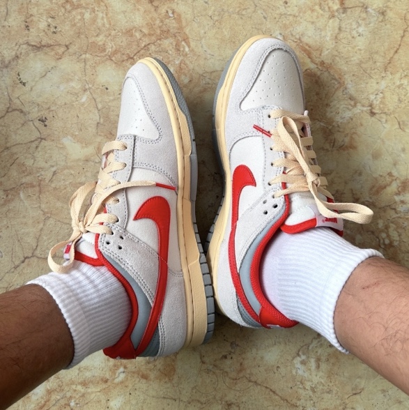 Nike Dunk Low Sail Picante Red 착용 스타일