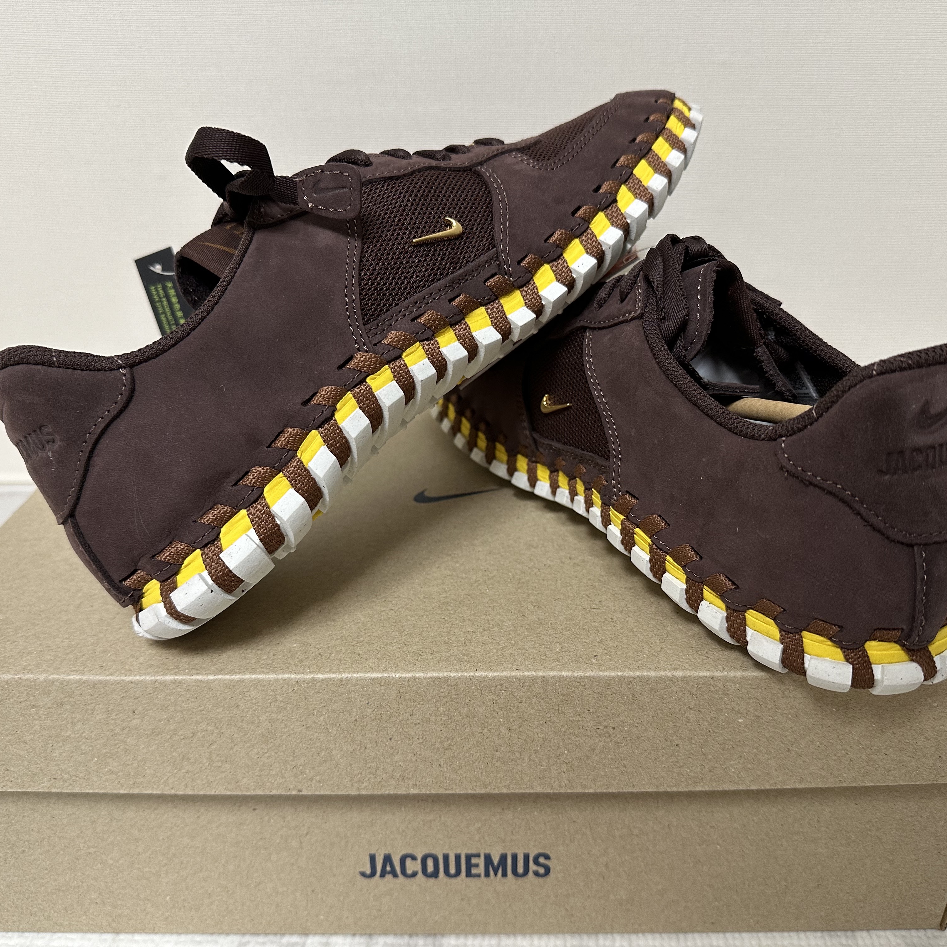 Nike x Jacquemus J Force 1 Low LX SP Earth 착용 스타일 - 5