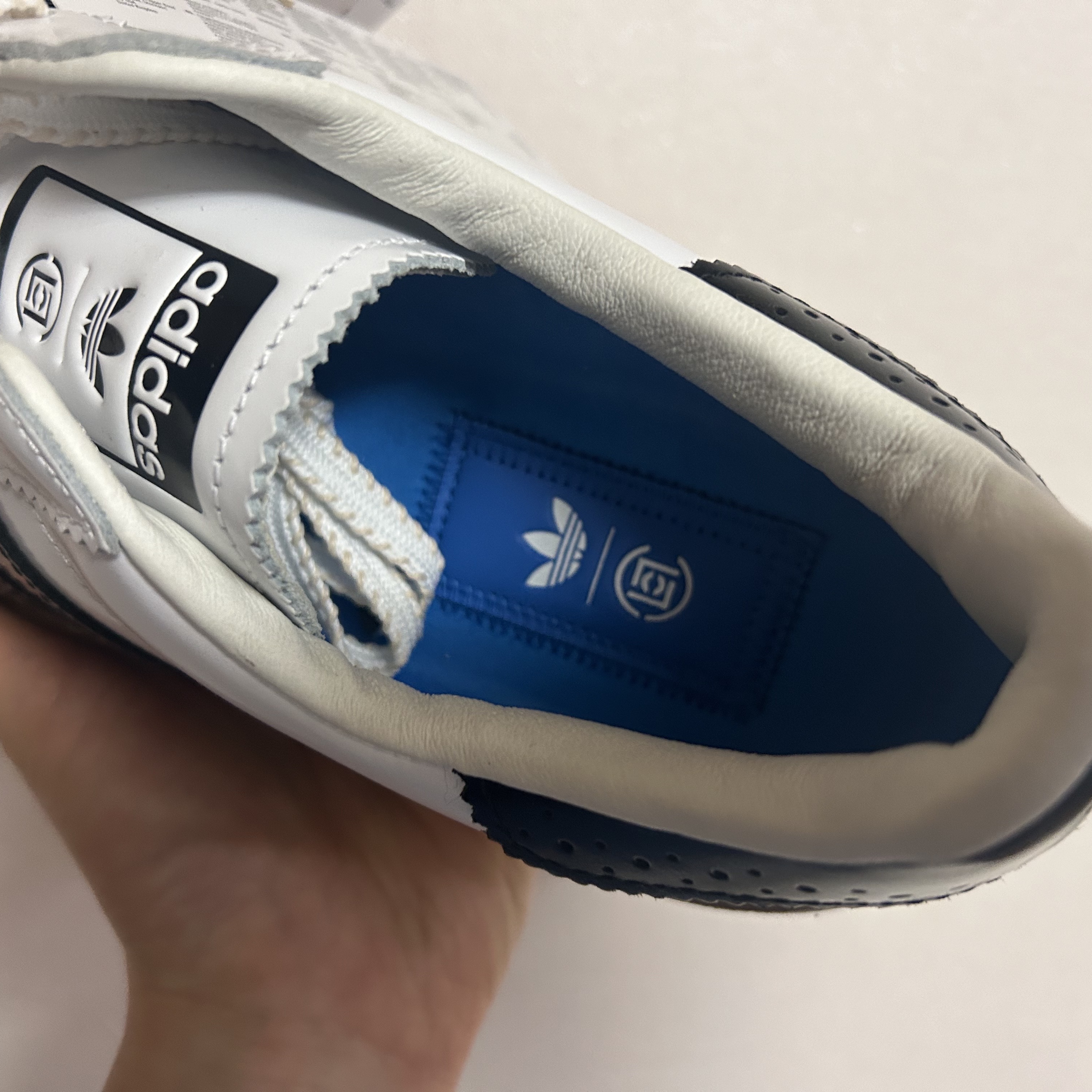 Adidas x Clot Superstar Cloud White Core Black 착용 스타일 - 4