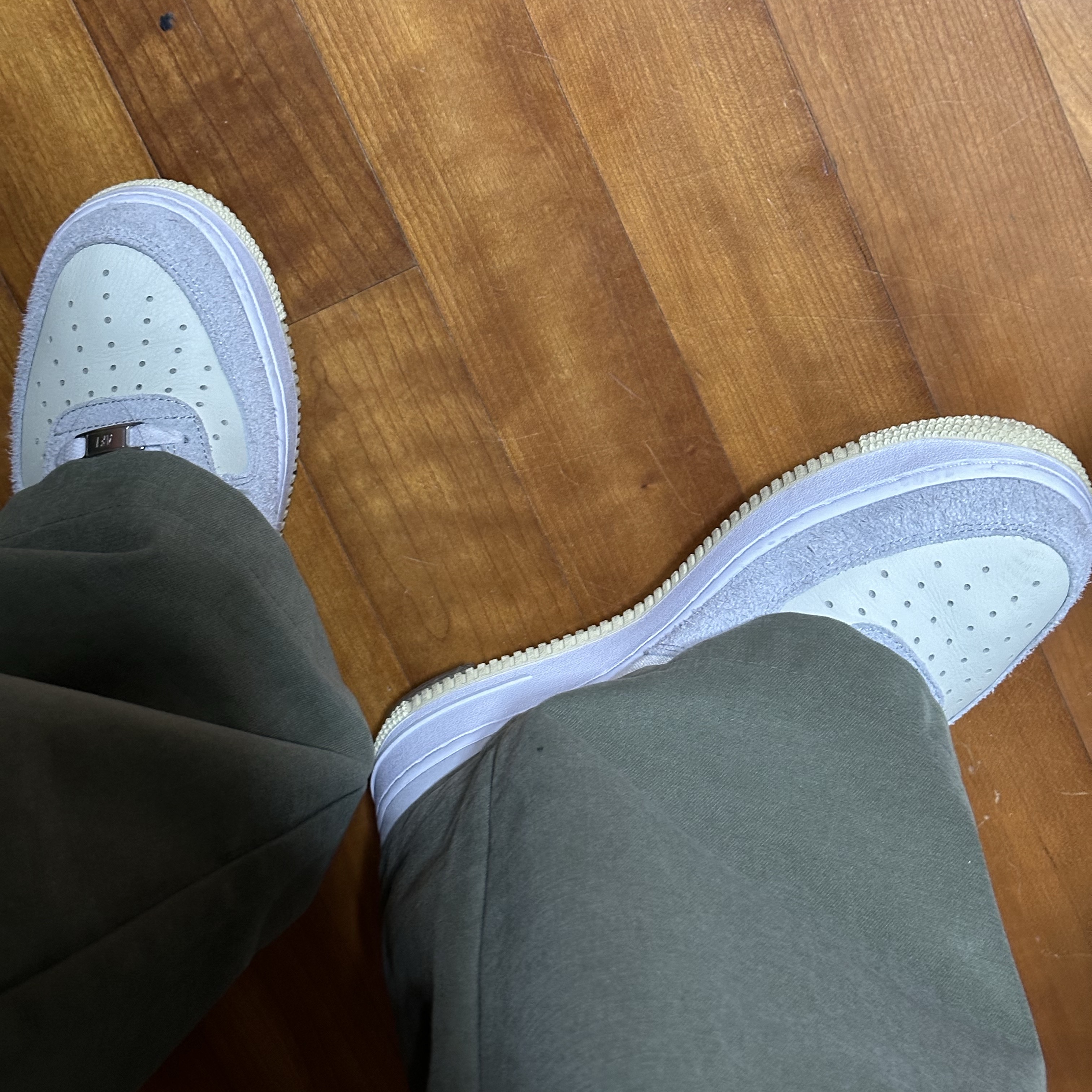 Nike x Undefeated Air Force 1 Low SP 5 On It 착용 스타일 - 2