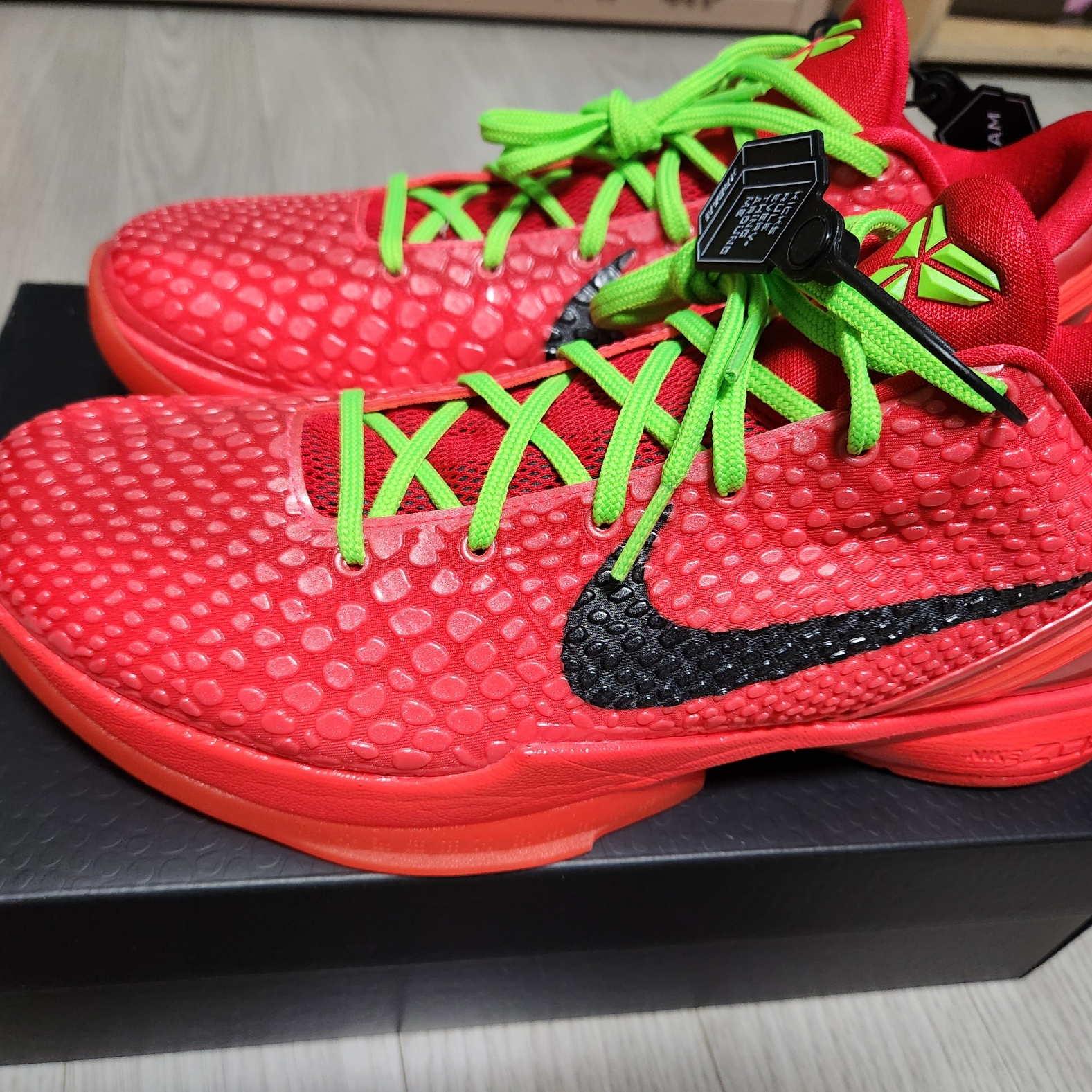 Nike Kobe 6 Protro Reverse 착용 스타일