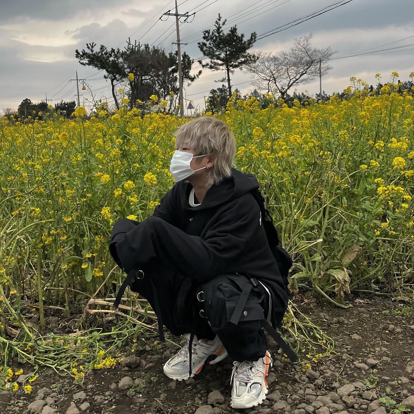 Balenciaga Track Sneakers White Orange 2019 착용 스타일 - 1