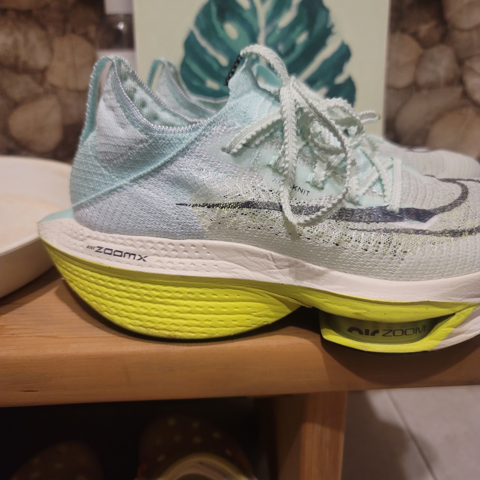 (W) Nike Air Zoom Alphafly Next% 2 Mint Foam Volt 착용 스타일 - 1