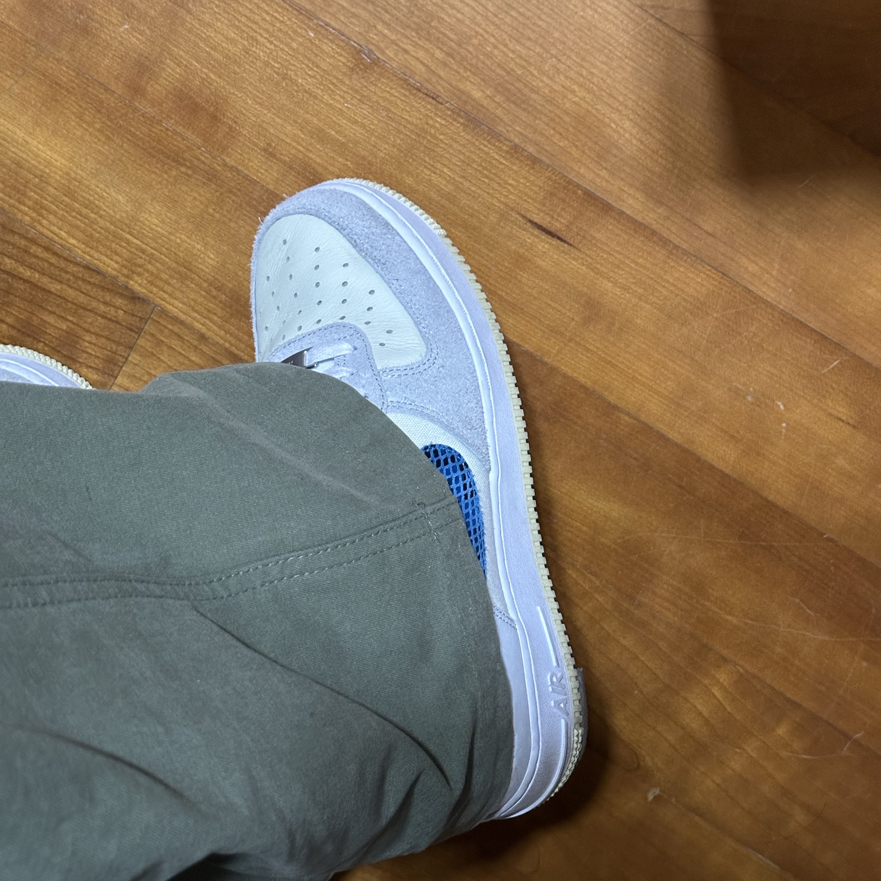 Nike x Undefeated Air Force 1 Low SP 5 On It 착용 스타일 - 1