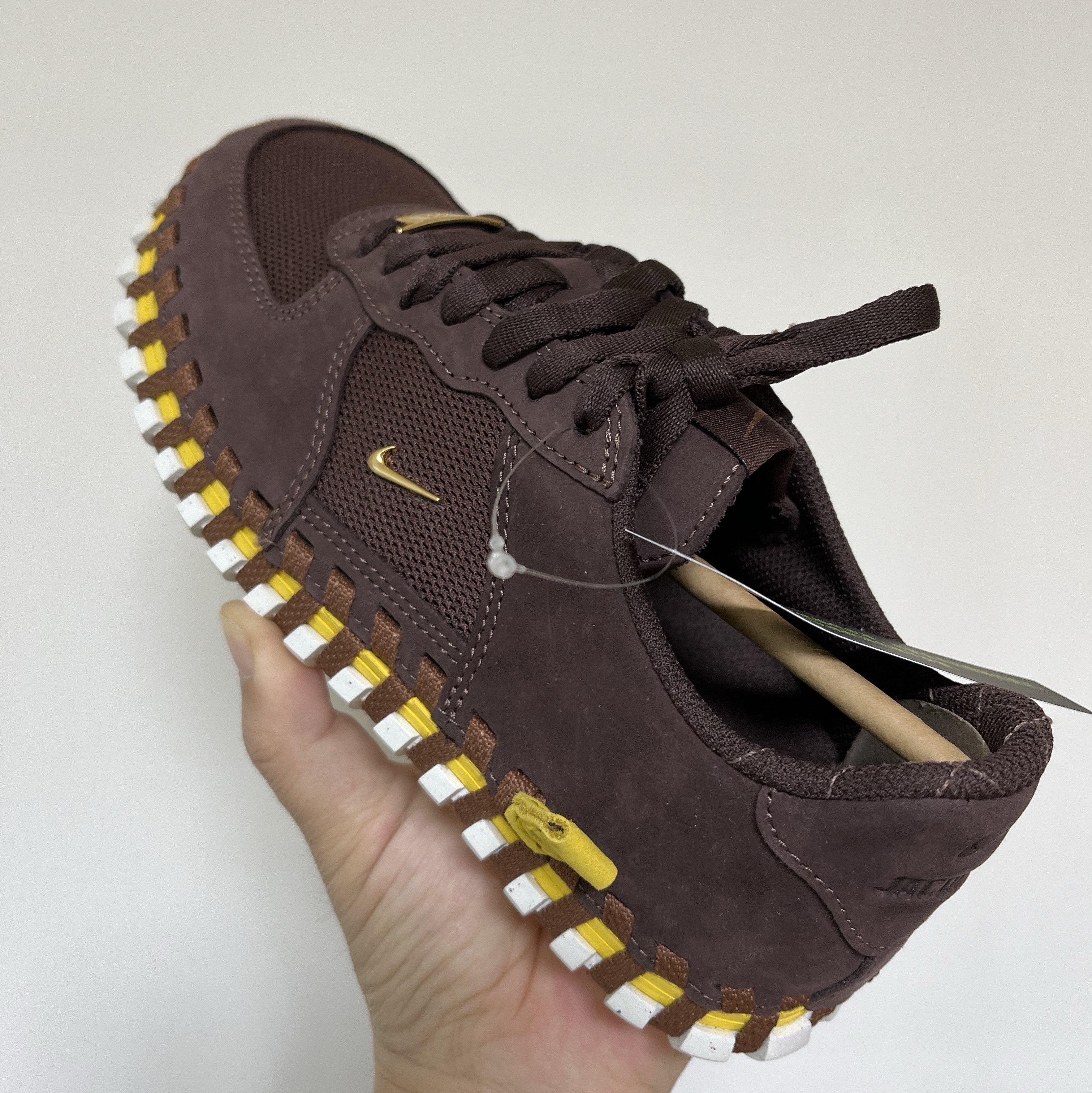 Nike x Jacquemus J Force 1 Low LX SP Earth 착용 스타일 - 2