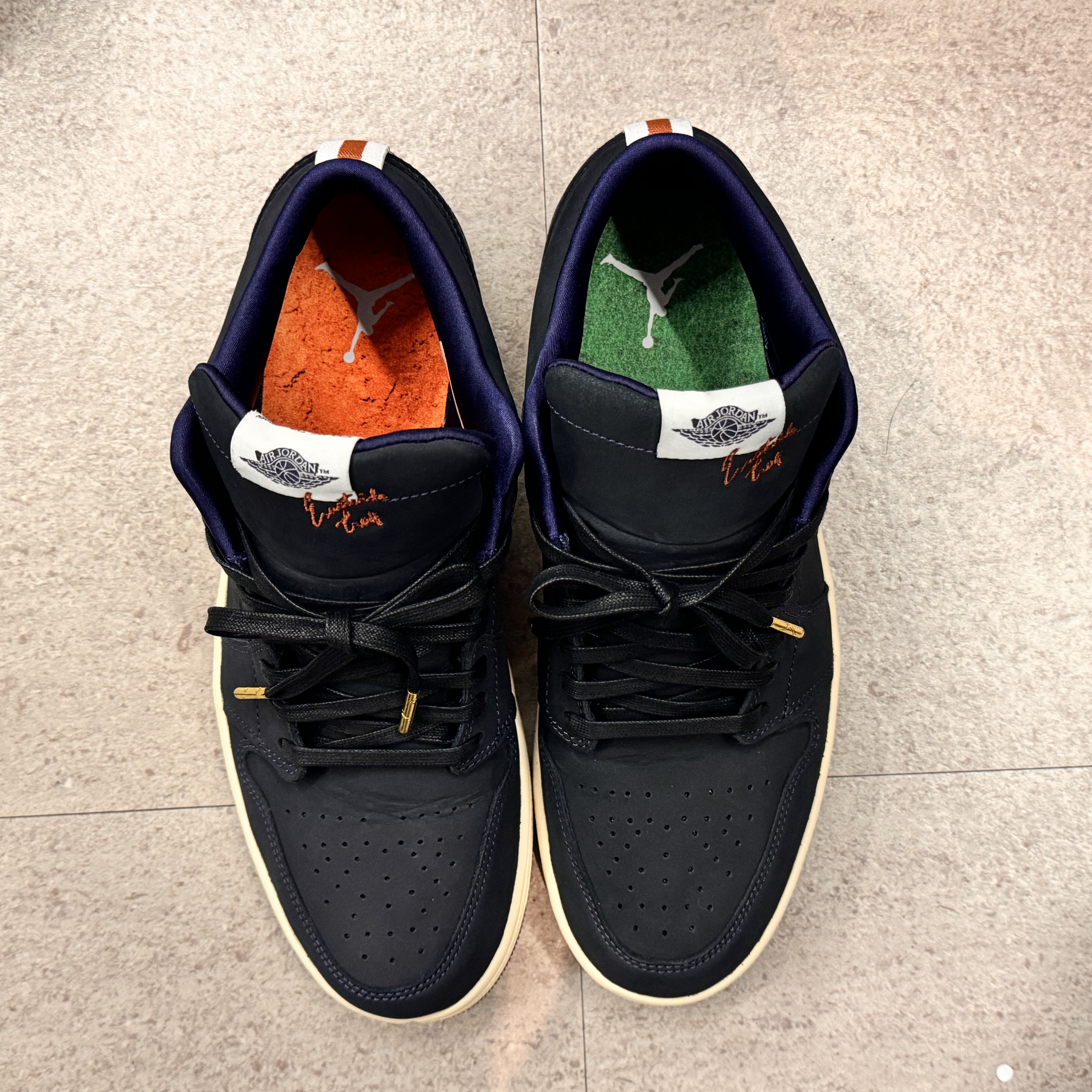 Jordan 1 x Eastside Golf Low Midnight Navy 착용 스타일 - 3