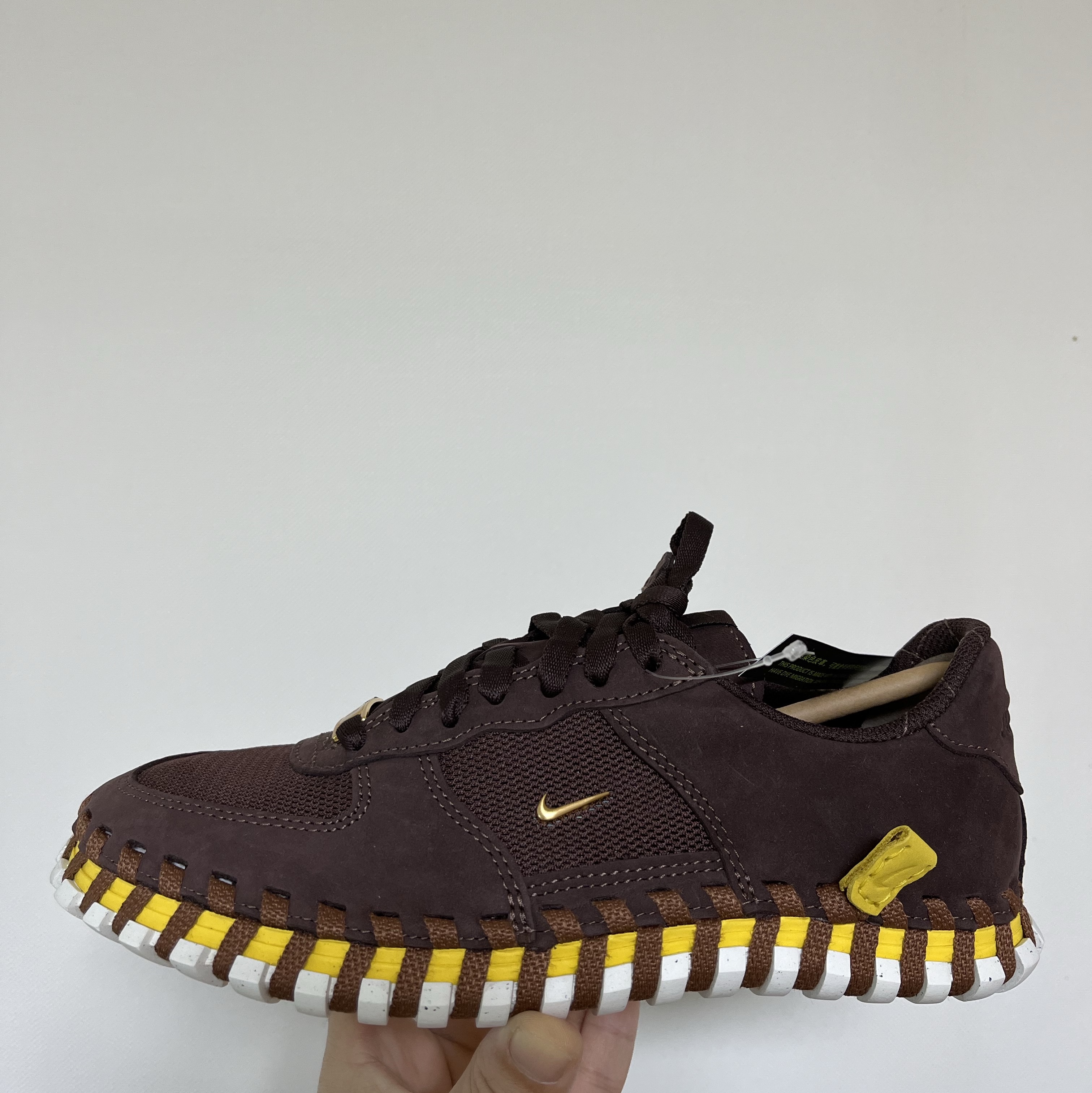 Nike x Jacquemus J Force 1 Low LX SP Earth 착용 스타일 - 1