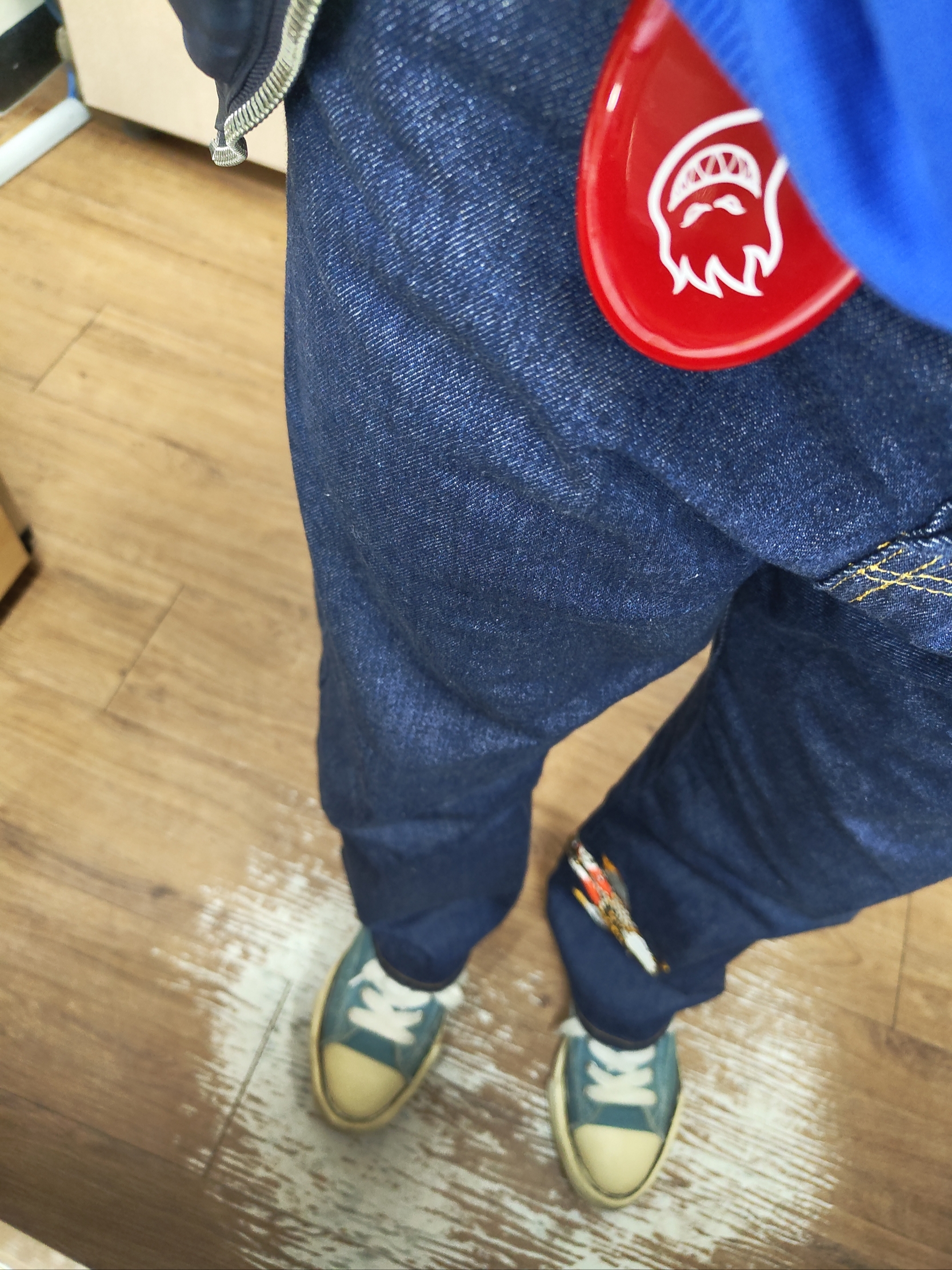 Palace Spitfire Coin Holder Red - 23SS, Palace Carp Jean Rinse Indigo - 21FW 착용 스타일