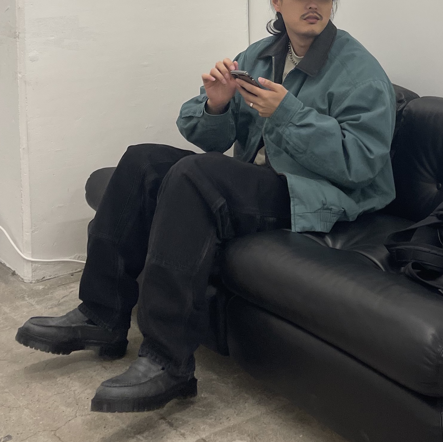 Supreme Leather Collar Utility Jacket Green - 23FW 착용 스타일