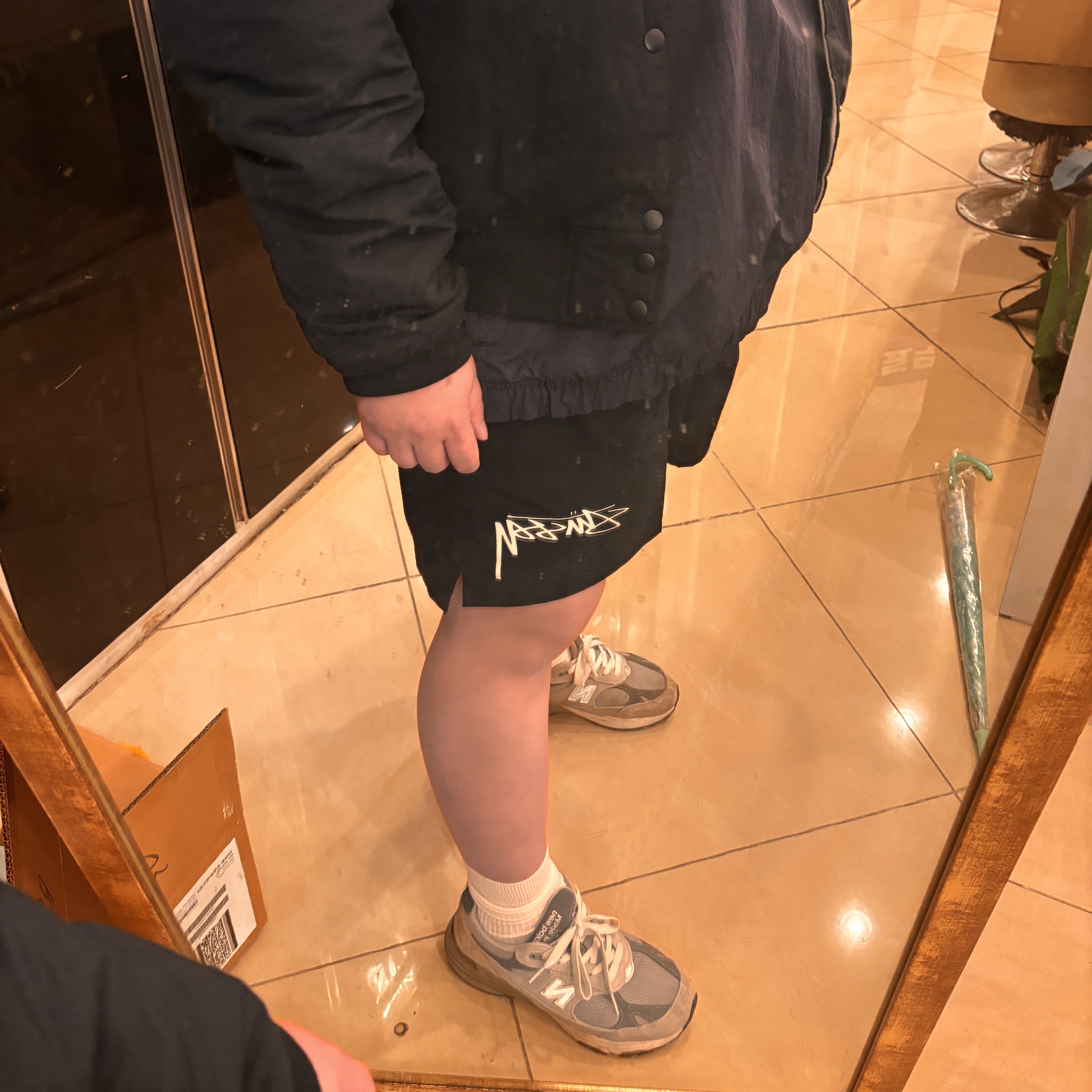 Nike x Stussy Reversible Jacket Black (FJ9153-010), Nike x Stussy Shorts Black (FJ9167-010) 착용 스타일 - 1