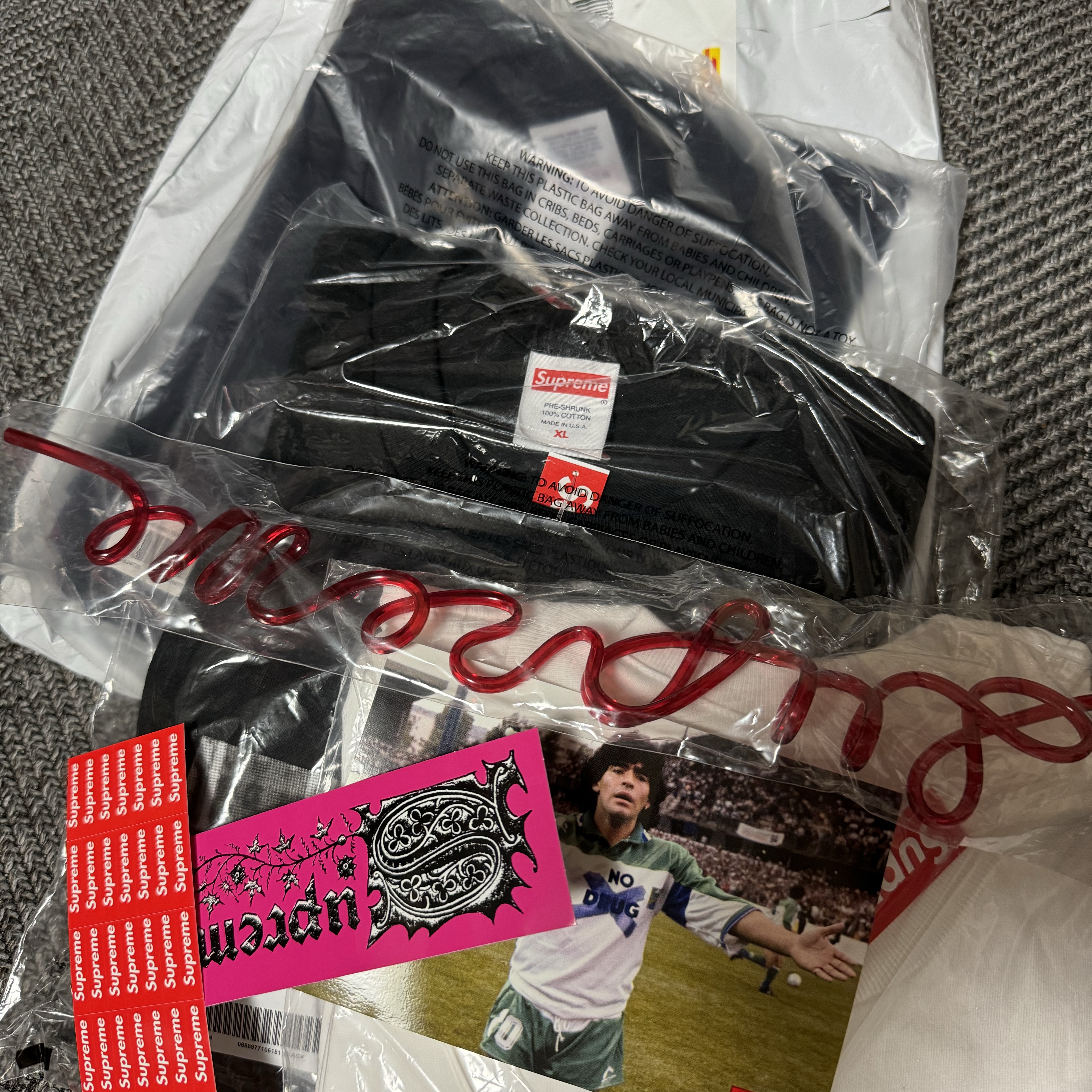 Supreme Standard T-Shirt Navy - 24SS 착용 스타일