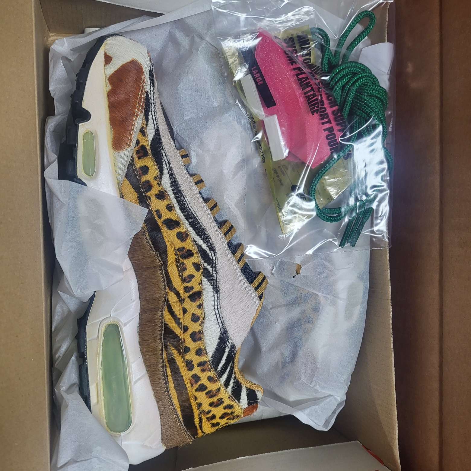Nike x Atmos Air Max 95 Animal Pack 2.0 (2018 All Black Box) 착용 스타일