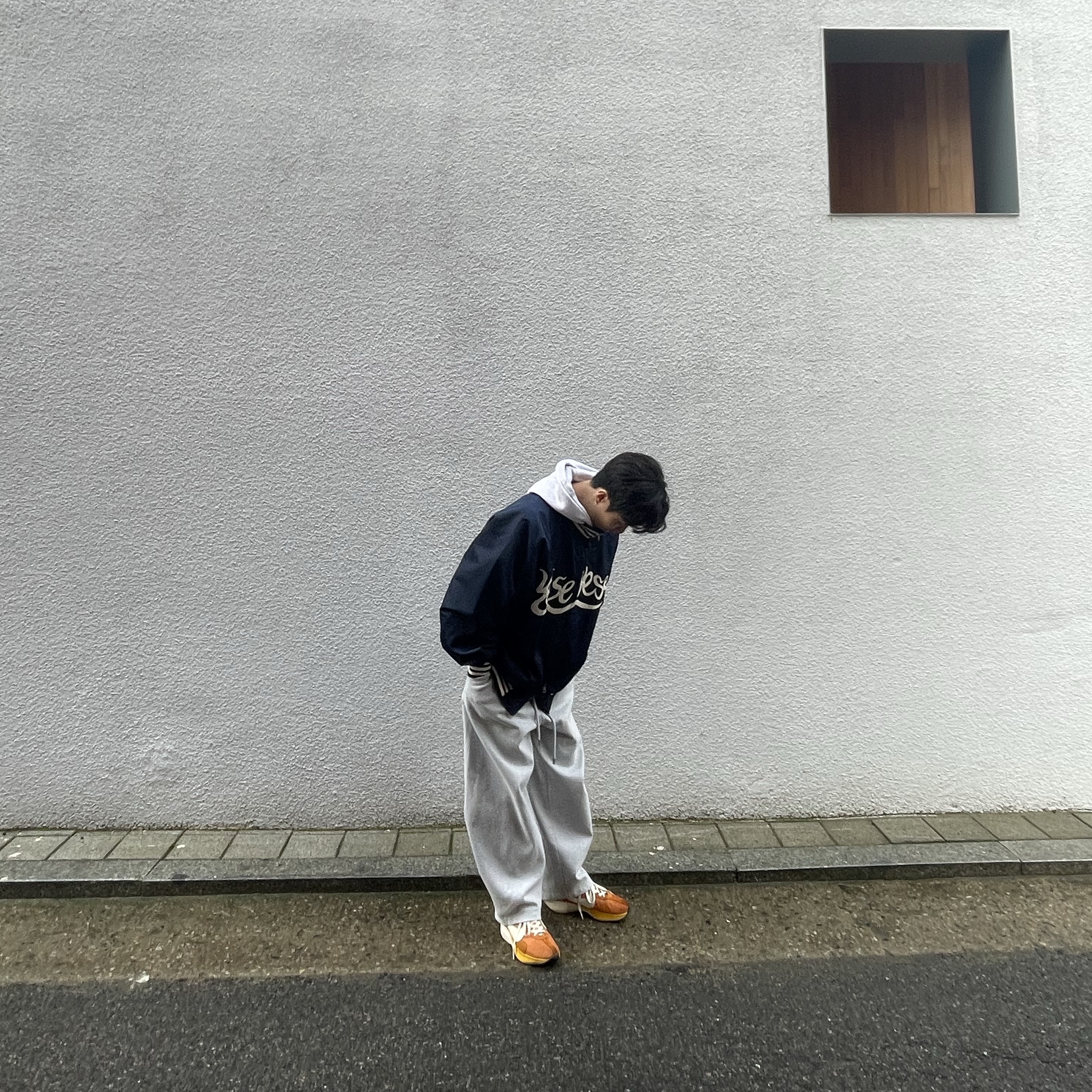 Nike Moon Racer Monarch, Zara x Ader Error Jogger Pants Grey 착용 스타일 - 1