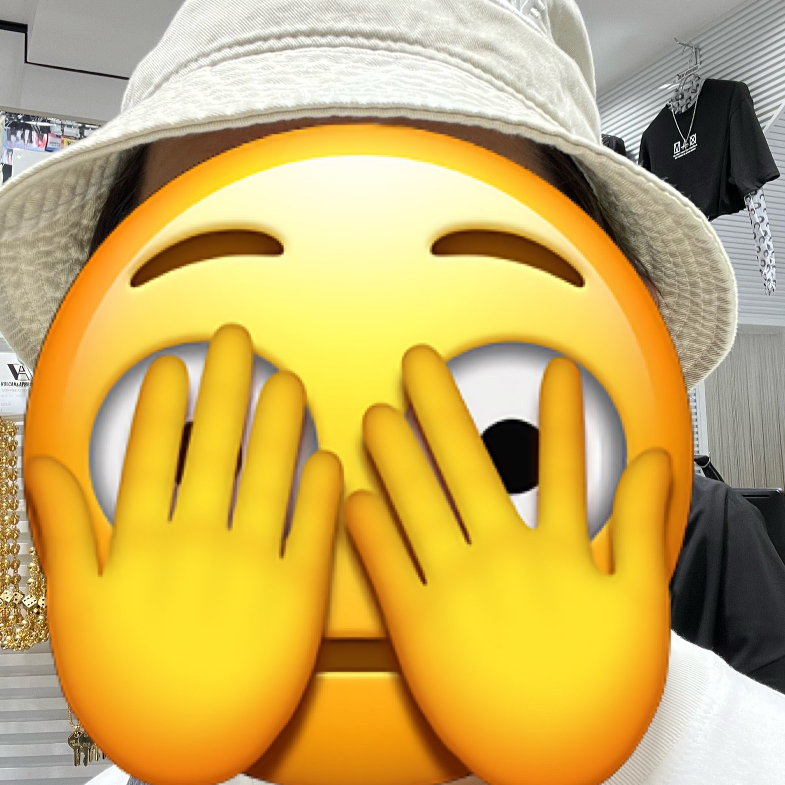Nike Futura Washed Bucket Hat Light Bone 착용 스타일 - 1