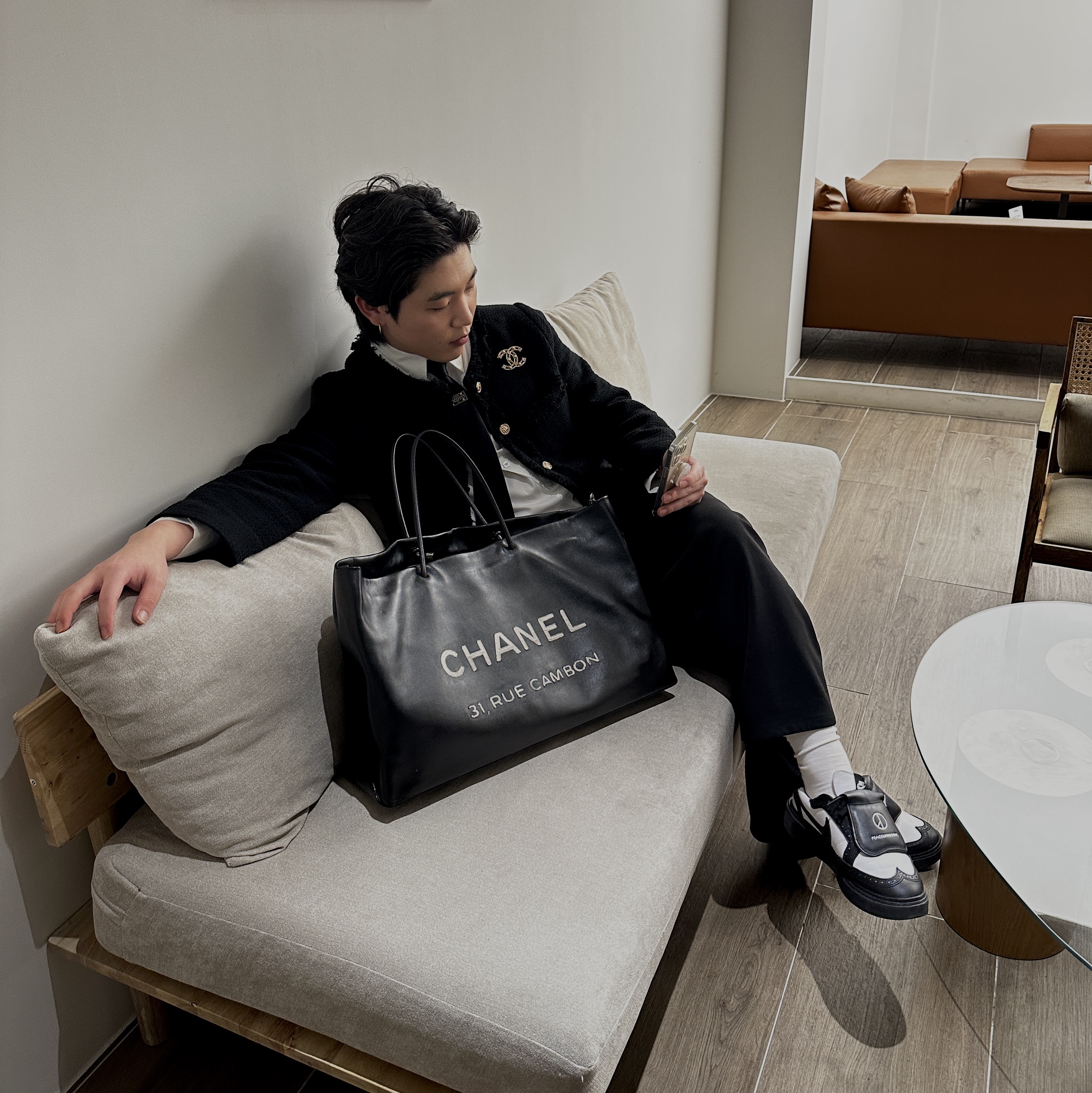 Nike x Peaceminusone Kwondo1 Black and White 착용 스타일 - 4