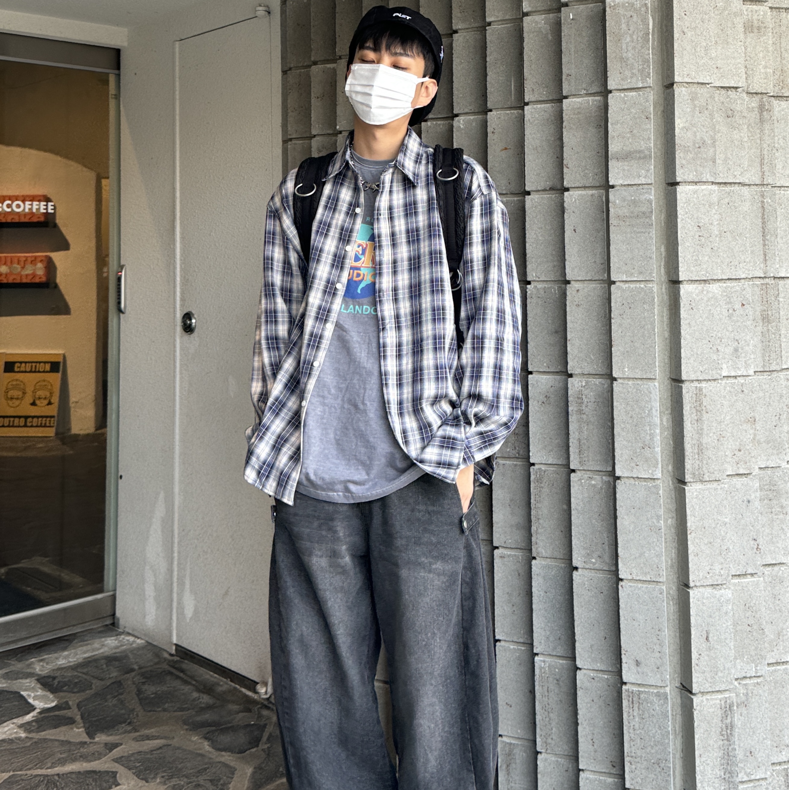 Our Legacy Ladon Brass Keychain Matte Nickel, Oakley x Piet Static Beret Black 착용 스타일 - 1