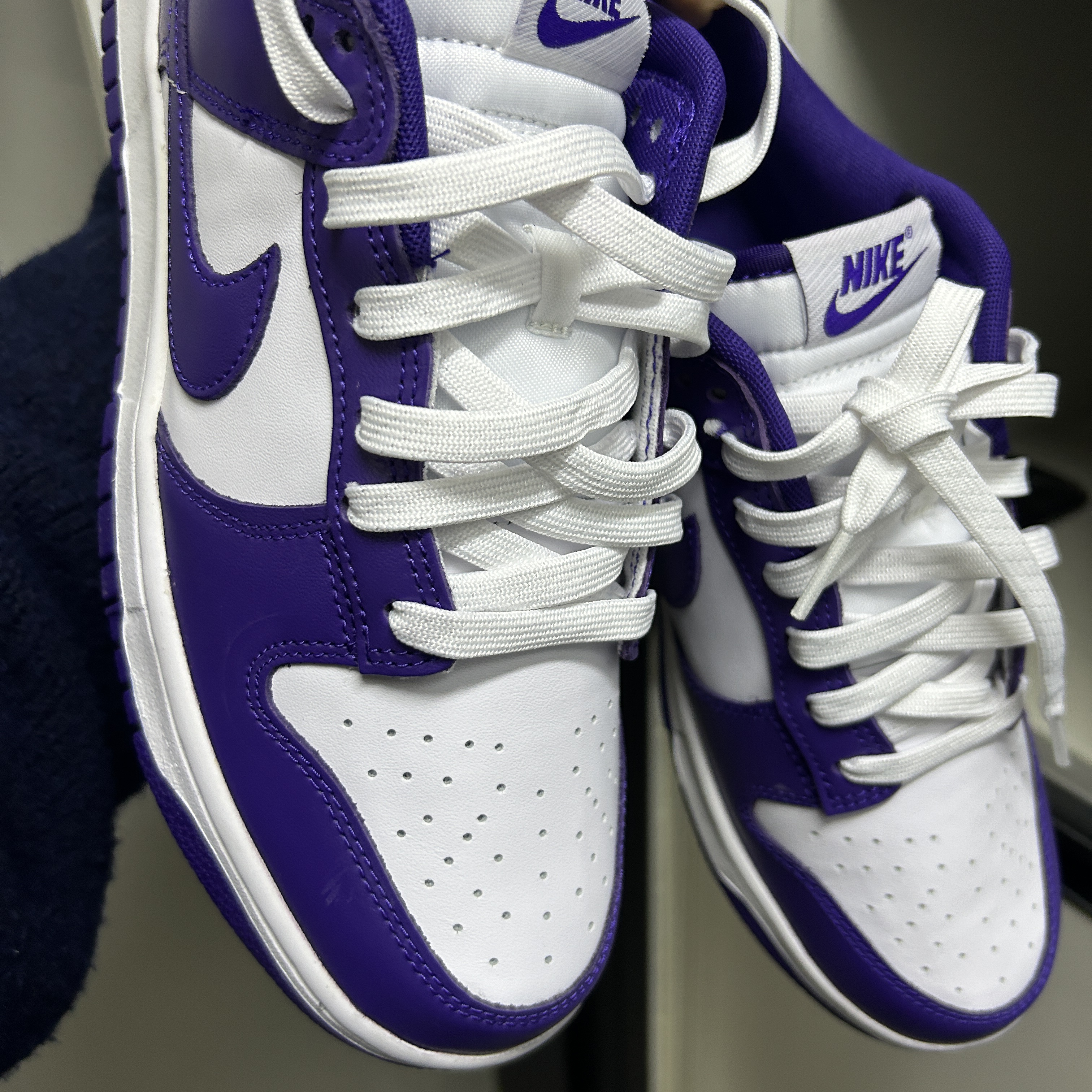 Nike Dunk Low Retro Championship Court Purple 착용 스타일