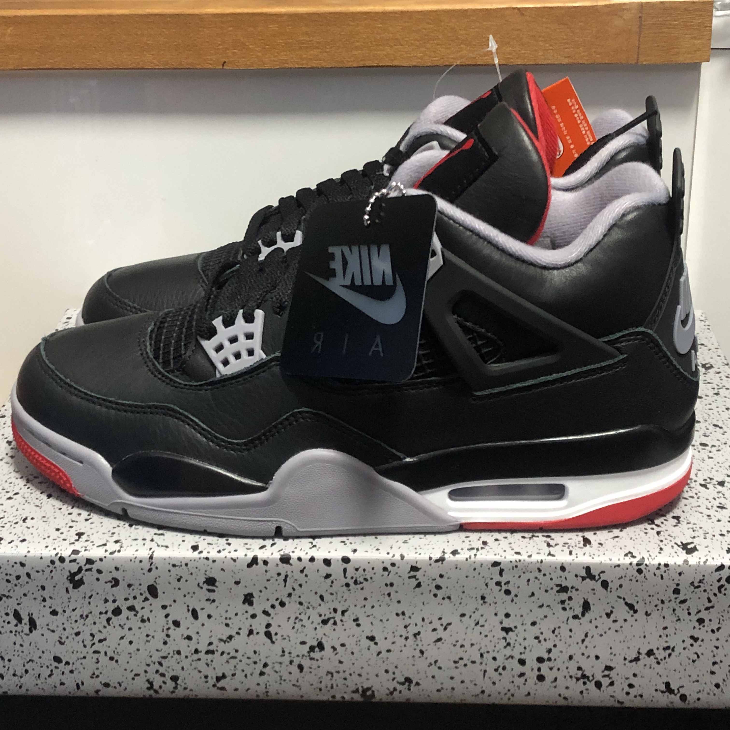 Jordan 4 Retro Bred Reimagined 착용 스타일