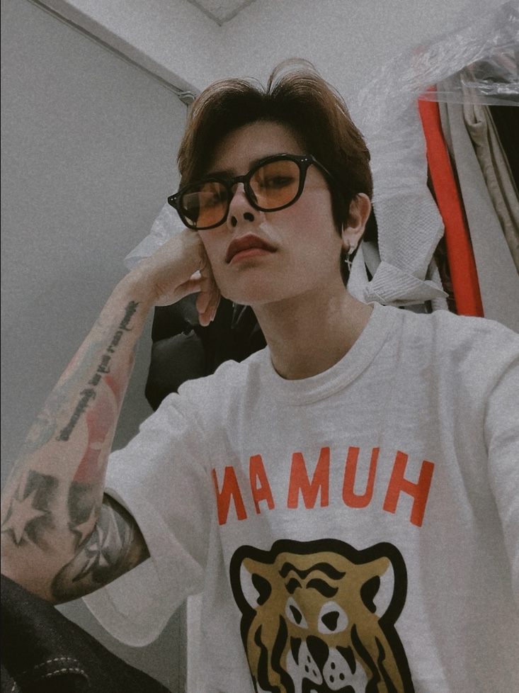 Human Made Graphic T-Shirt #05 White, Chanel Coco Mademoiselle Eau De Parfum 35ml 착용 스타일 - 1