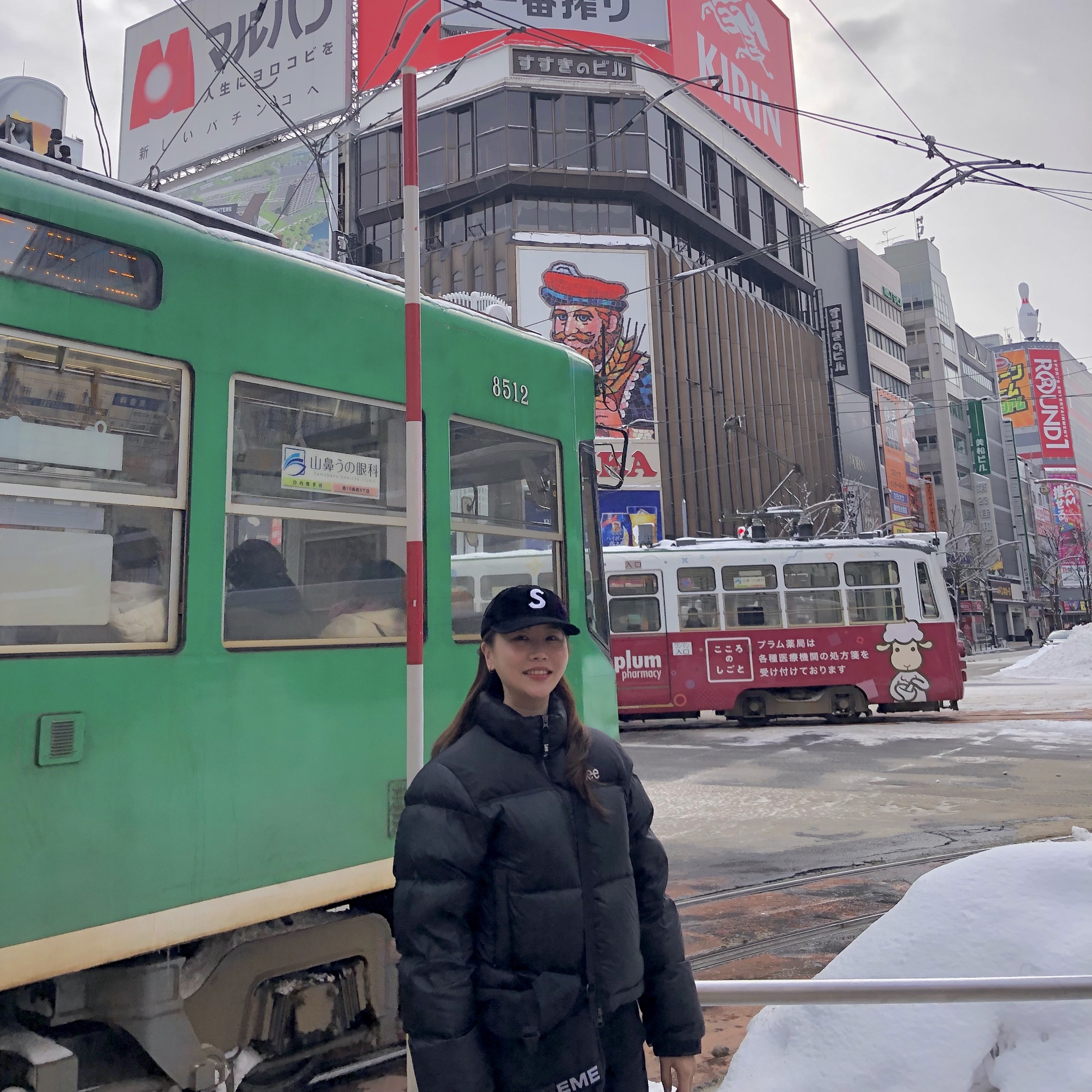 Supreme Field Side Bag Black - 23SS, The North Face Nuptse Mule Black 착용 스타일 - 4