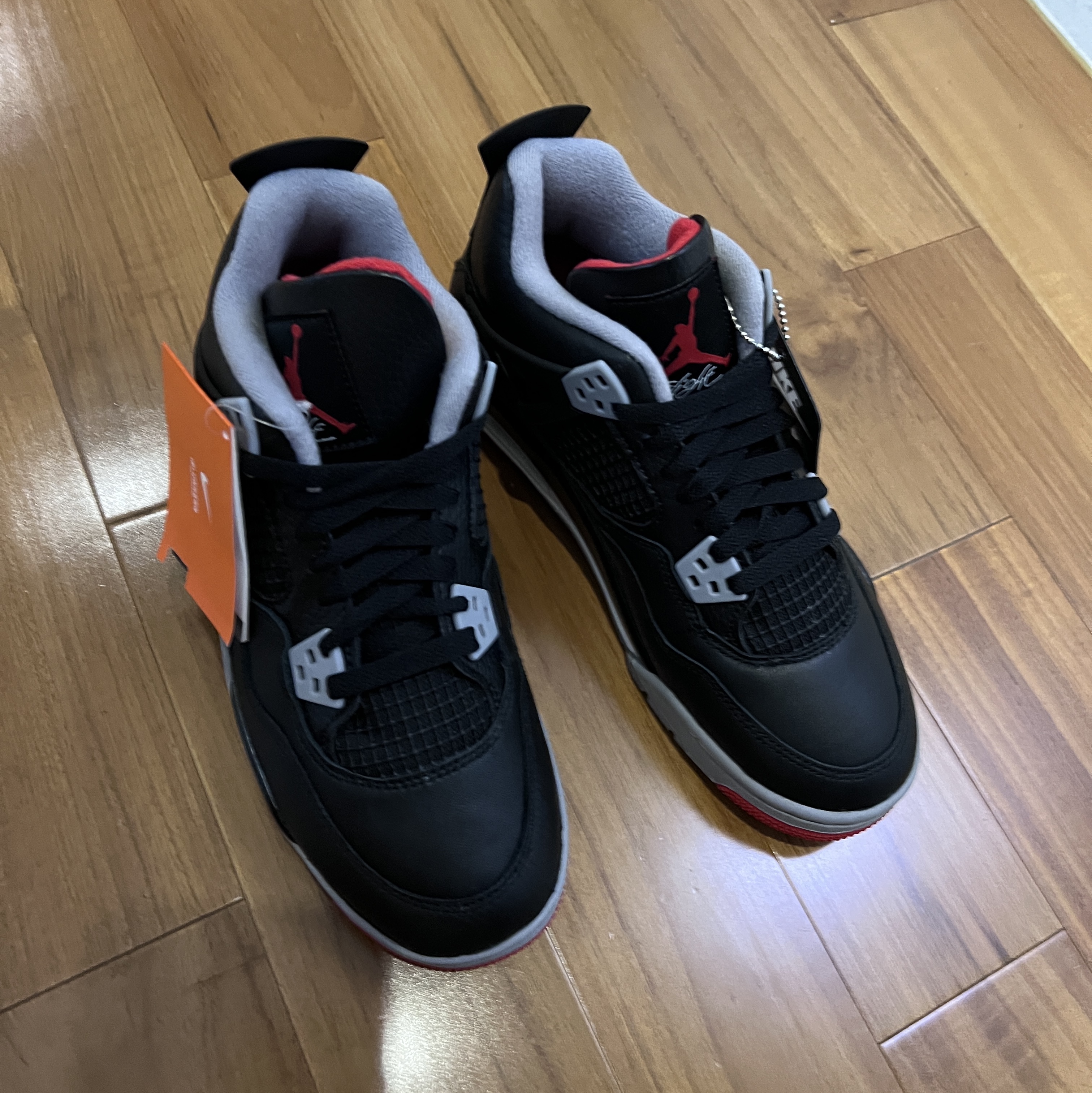 (GS) Jordan 4 Retro Bred Reimagined 착용 스타일 - 1