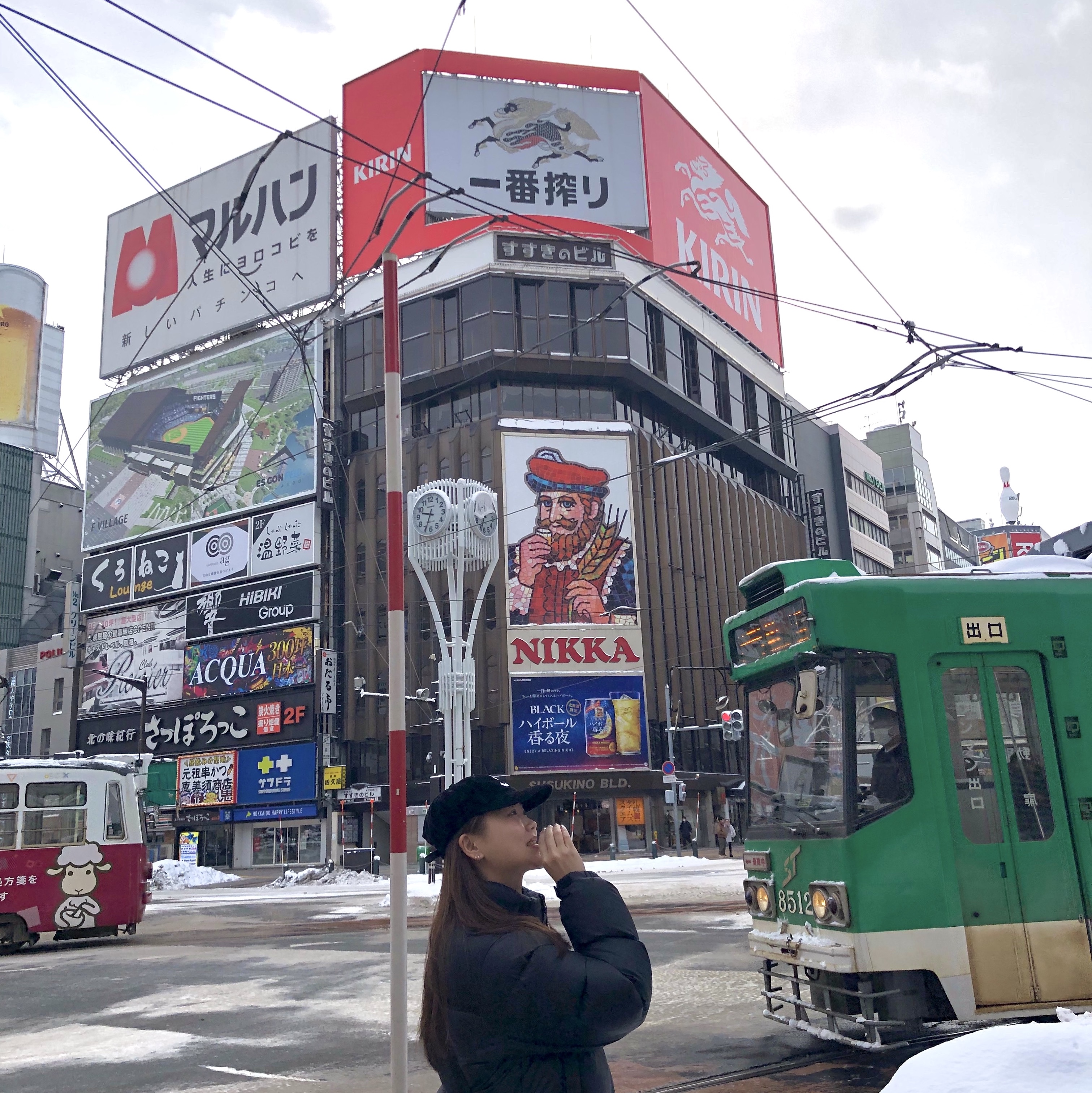 Supreme Field Side Bag Black - 23SS, The North Face Nuptse Mule Black 착용 스타일 - 5