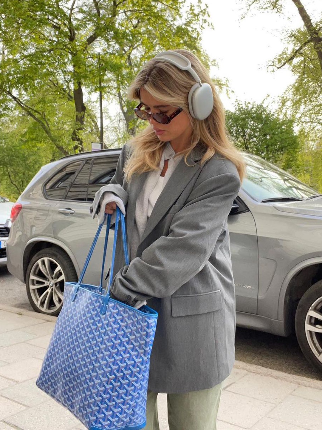 Goyard Artois PM Bag Sky Blue, Goyard Artois PM Bag Green 착용 스타일 - 2