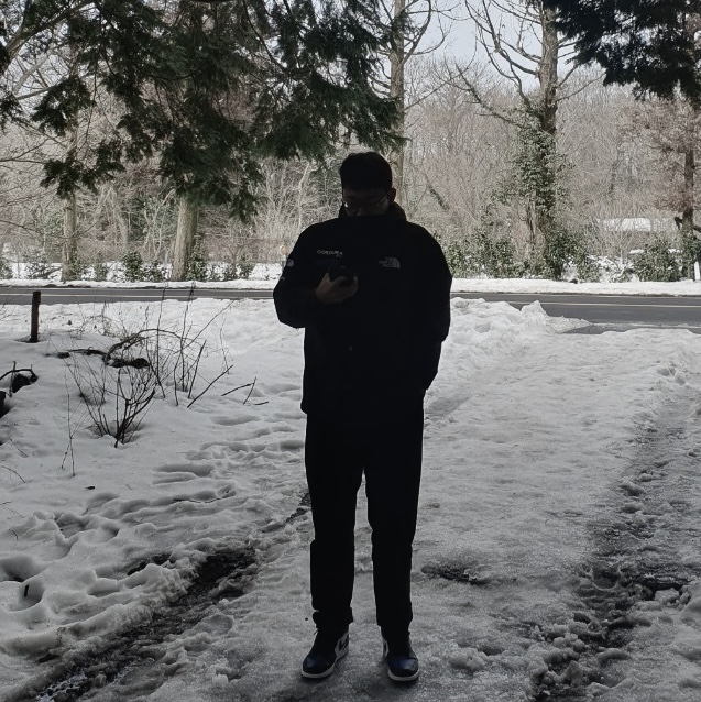 Supreme x The North Face Expedition Jacket Black - 18FW, Jordan 1 Retro High OG Royal Toe 착용 스타일 - 1